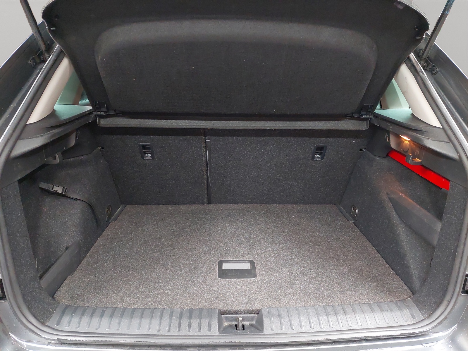 SKODA Kamiq 1.0 TSI Style DSG-image-10