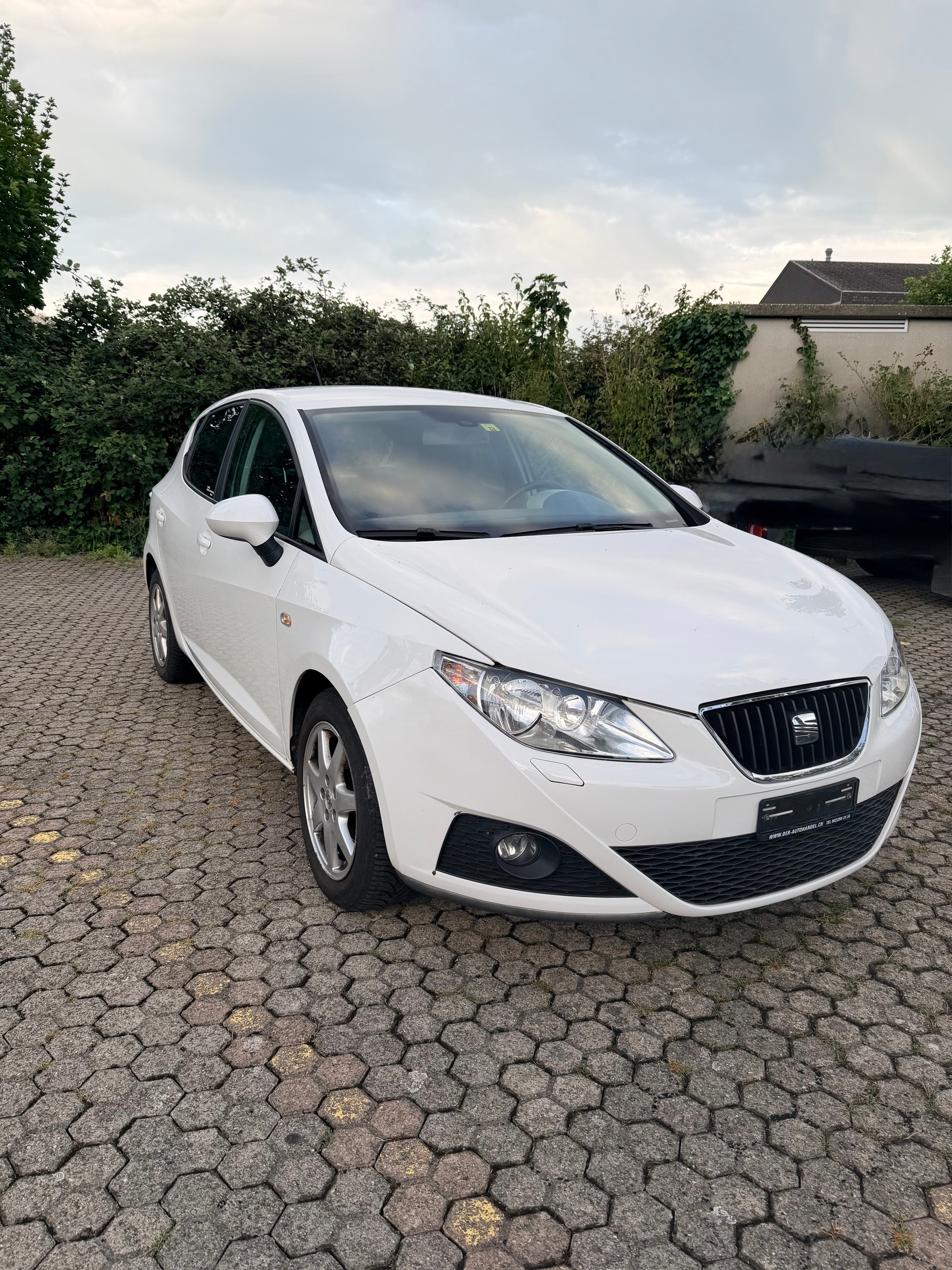 SEAT 1.2 TSI EcoT Style-image-0