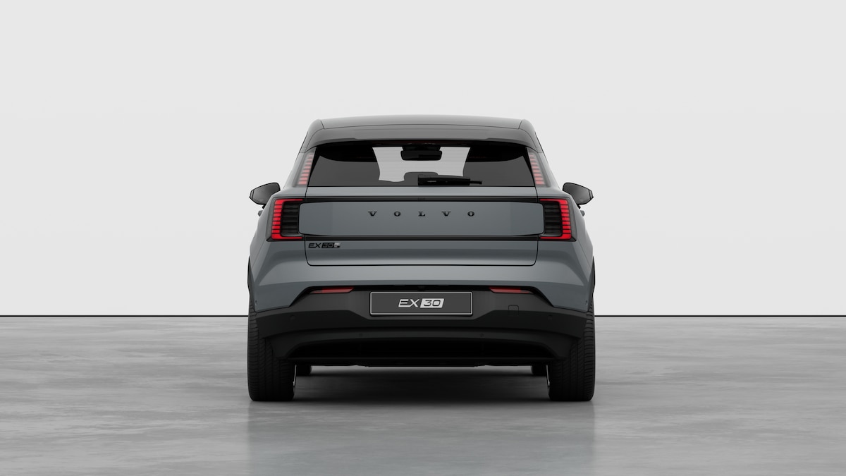 VOLVO EX 30 E60 Twin Ultra Performance Sw. Black Ed. AWD-image-5