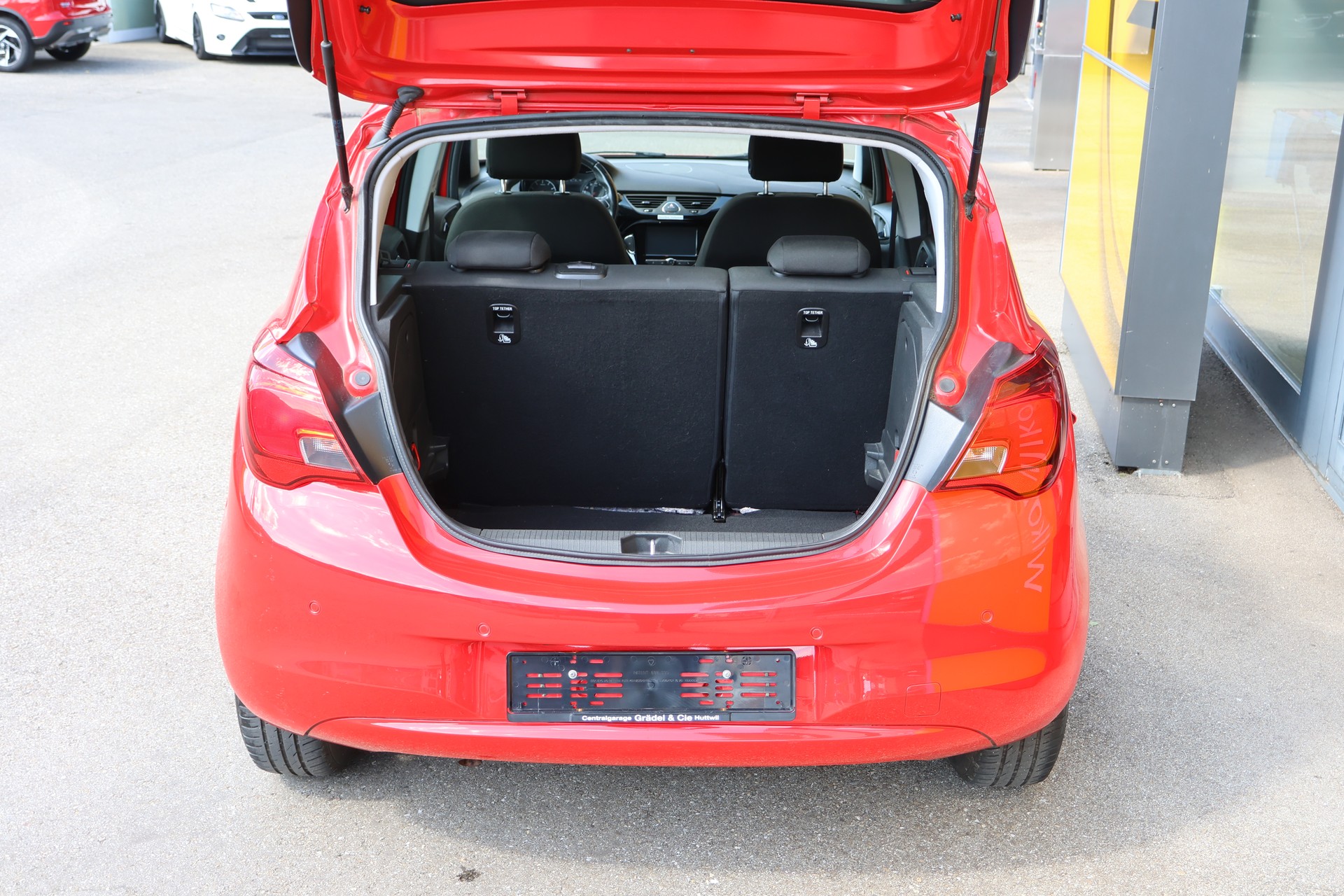 OPEL Corsa 1.4i Enjoy Automat-image-12