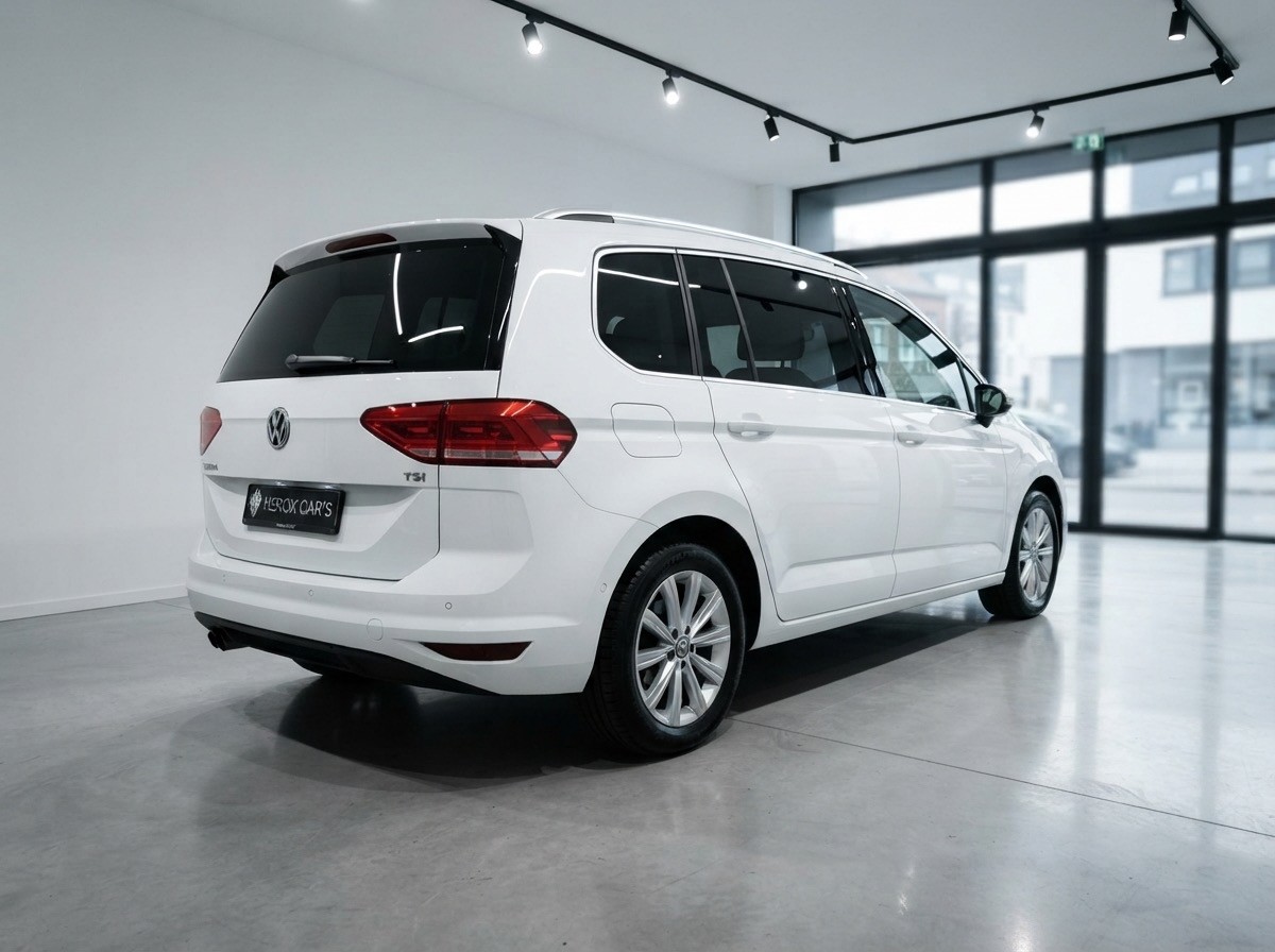 VW Touran 1.4 TSI BlueMotion Technology Highline / ** AHK / 7 Sitze / 8-Fach - Frisch ab MFK & Service **-showroom-element-2