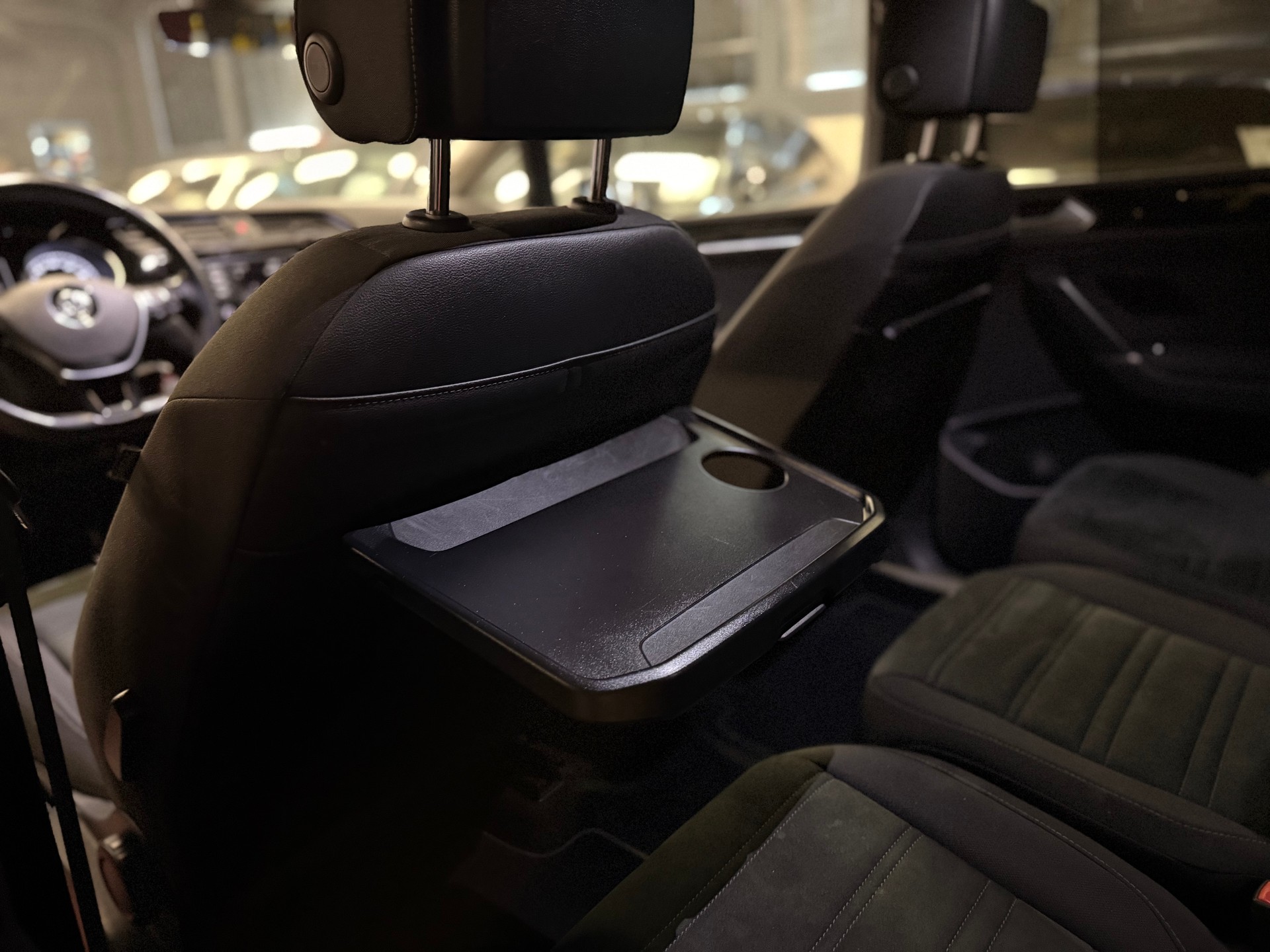 VW Touran 1.4 TSI BlueMotion Technology Highline / ** AHK / 7 Sitze / 8-Fach - Frisch ab MFK & Service **-image-21
