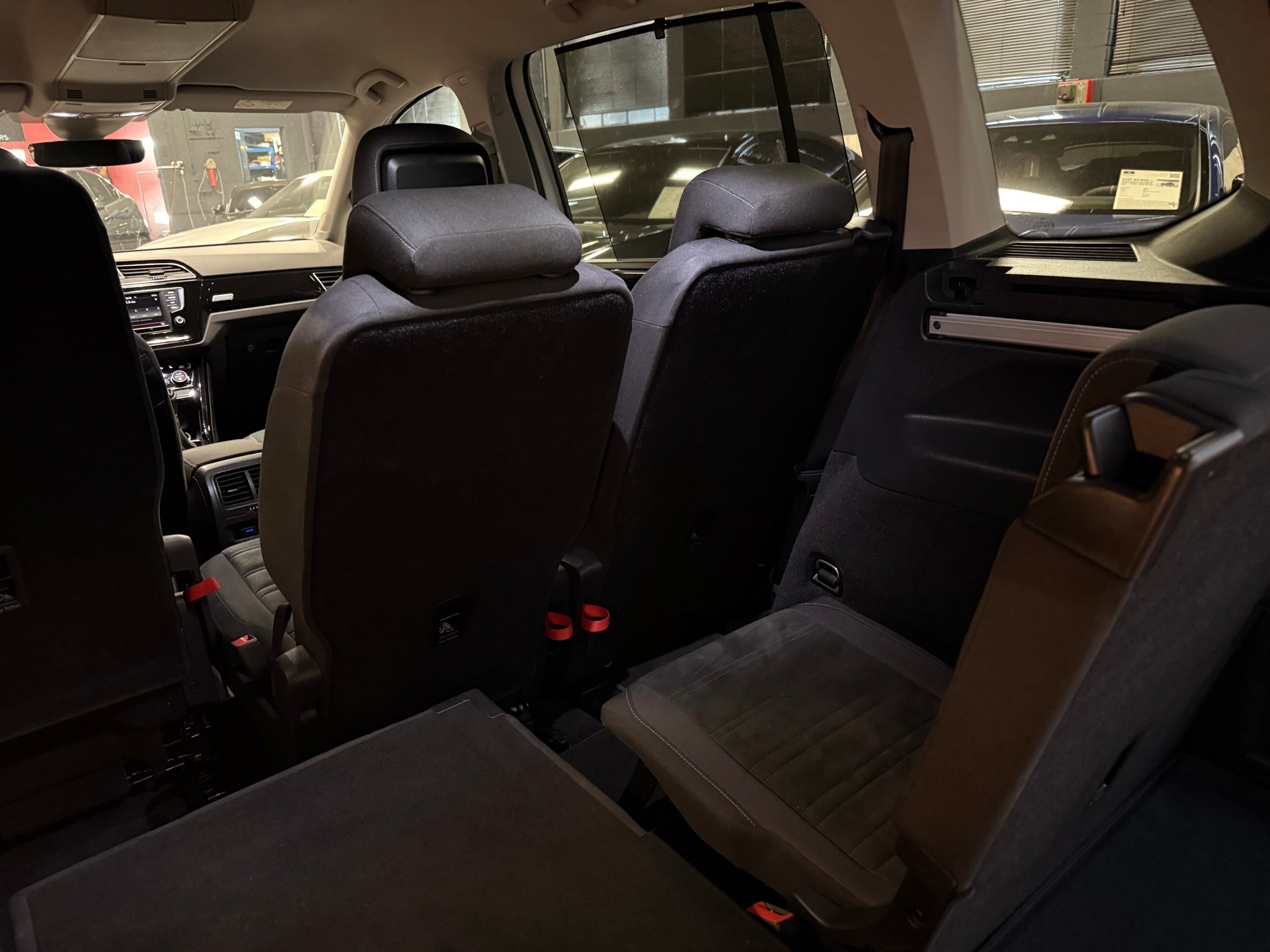VW Touran 1.4 TSI BlueMotion Technology Highline / ** AHK / 7 Sitze / 8-Fach - Frisch ab MFK & Service **-image-20