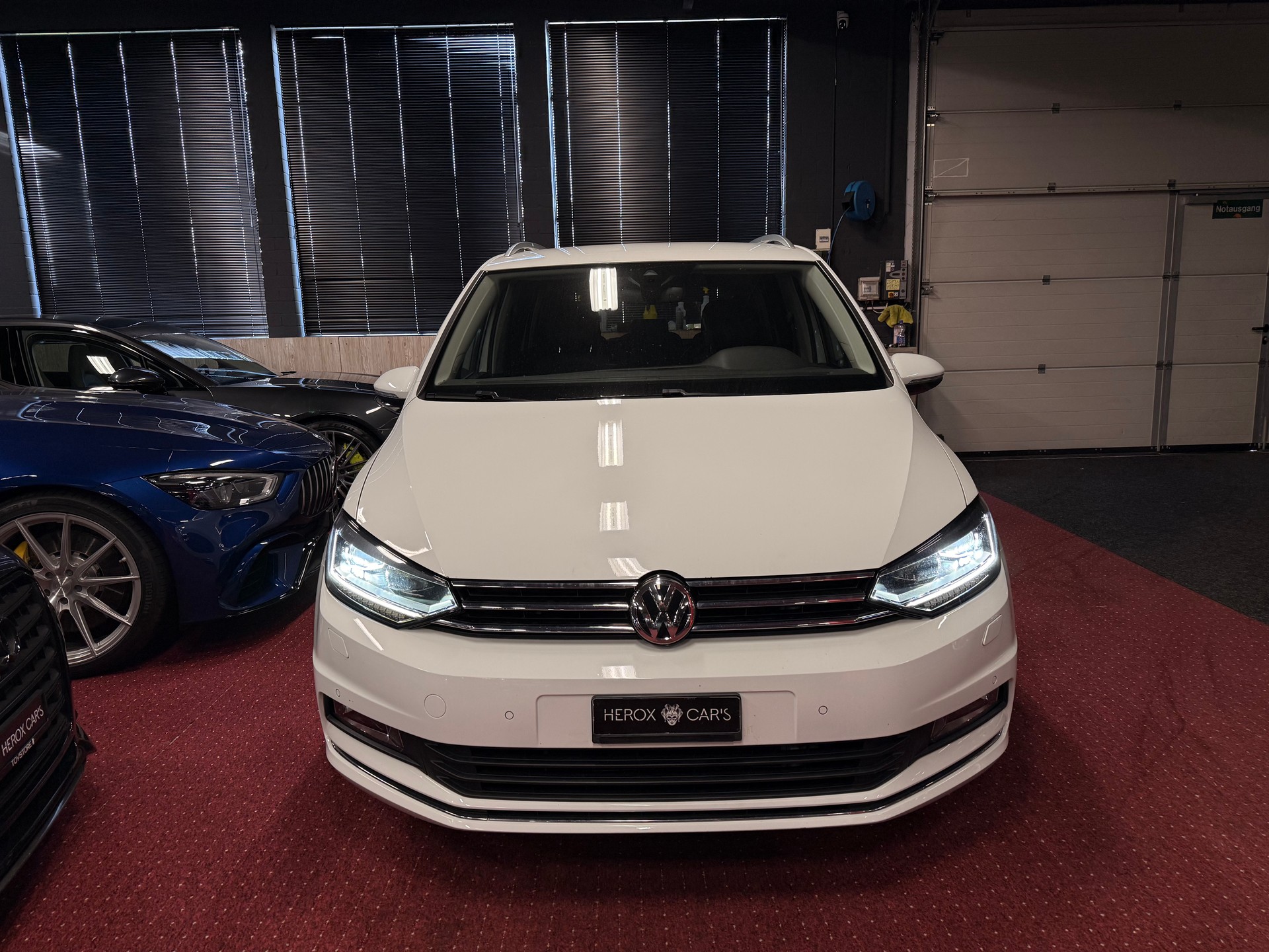 VW Touran 1.4 TSI BlueMotion Technology Highline / ** AHK / 7 Sitze / 8-Fach - Frisch ab MFK & Service **-image-7