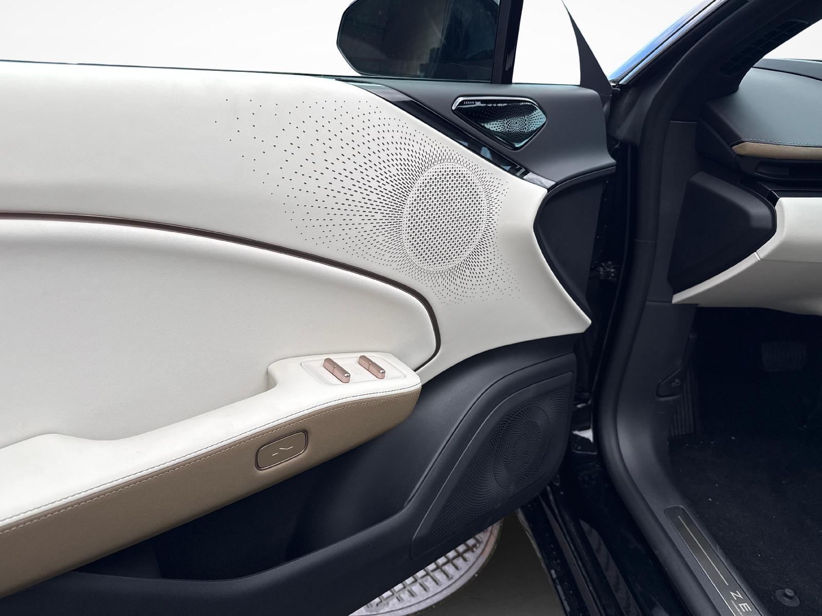 ZEEKR 7GT Privilege Launch Edition AWD-image-17