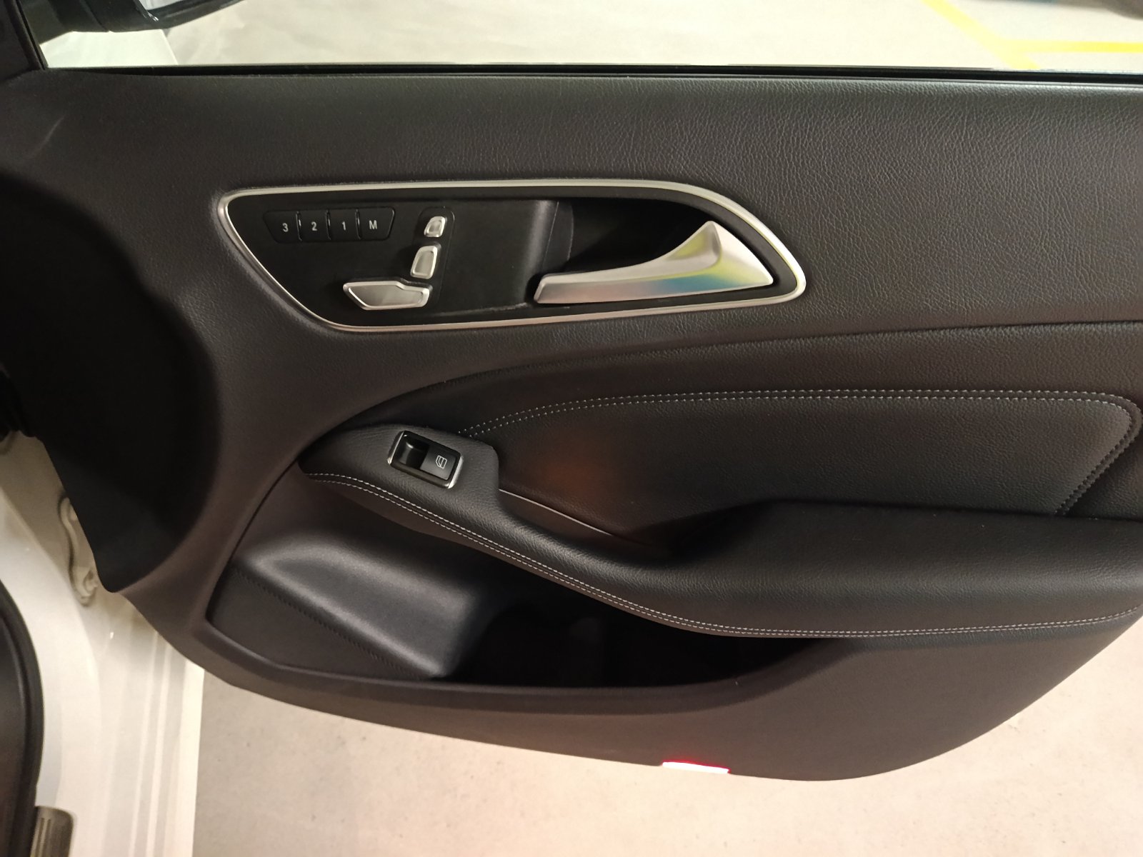 MERCEDES-BENZ B 200 CDI Urban 4Matic 7G-DCT-image-23