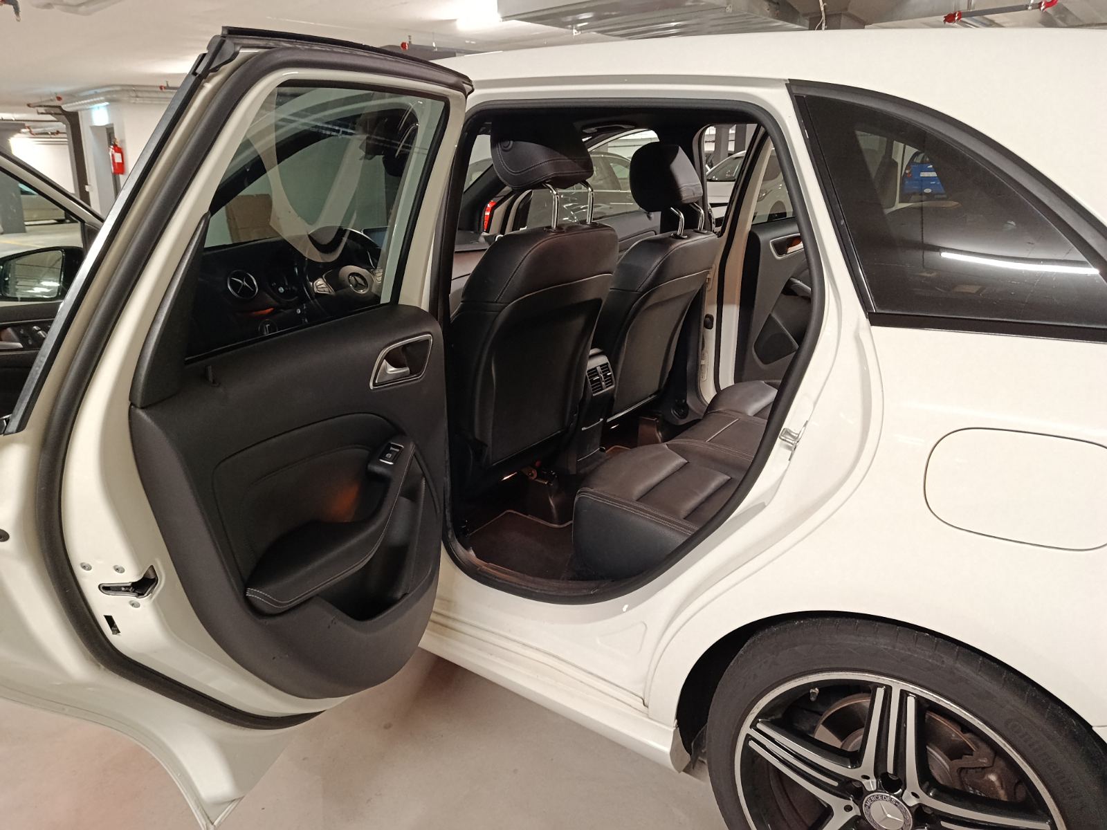 MERCEDES-BENZ B 200 CDI Urban 4Matic 7G-DCT-image-6