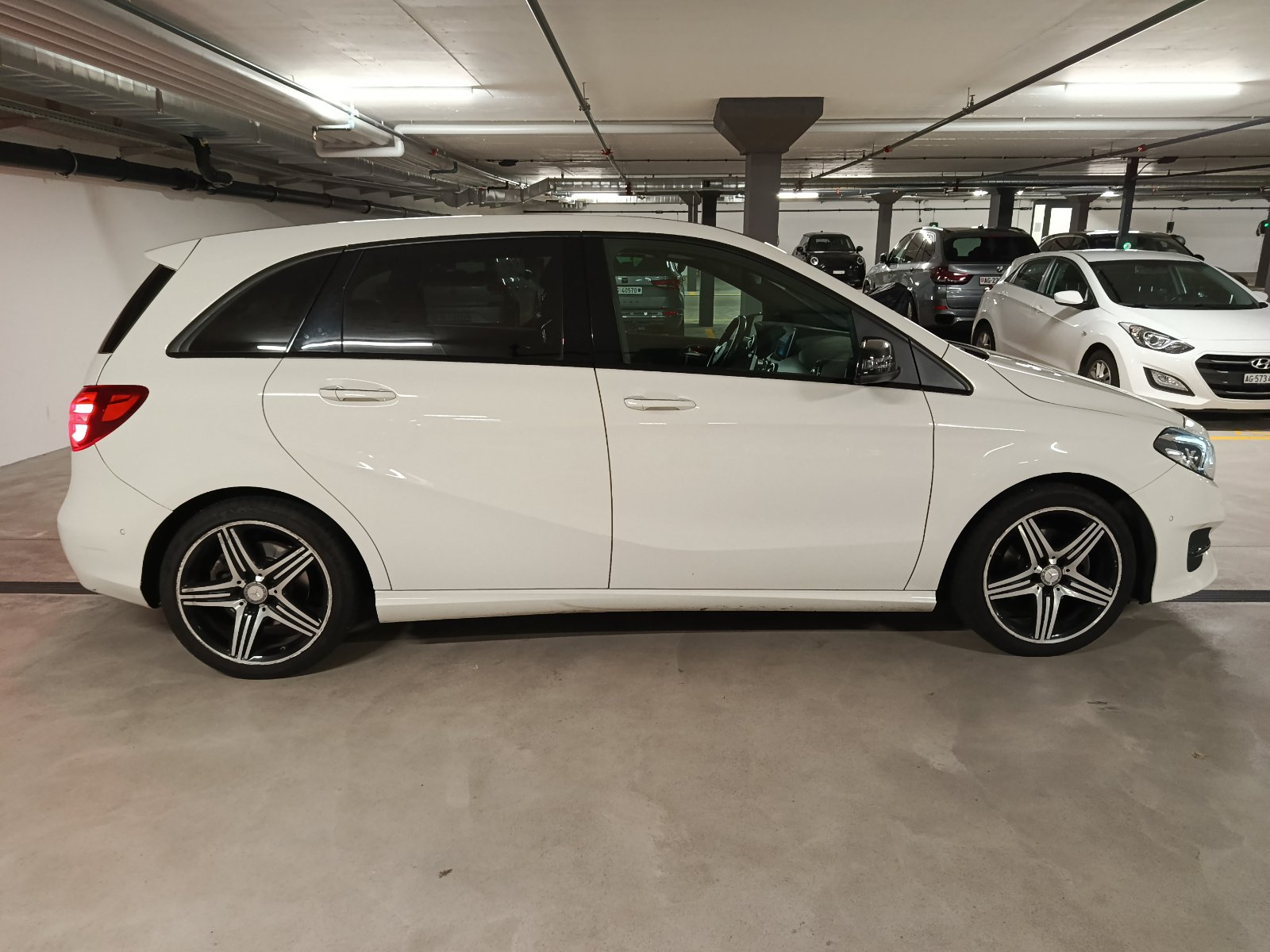 MERCEDES-BENZ B 200 CDI Urban 4Matic 7G-DCT-image-25