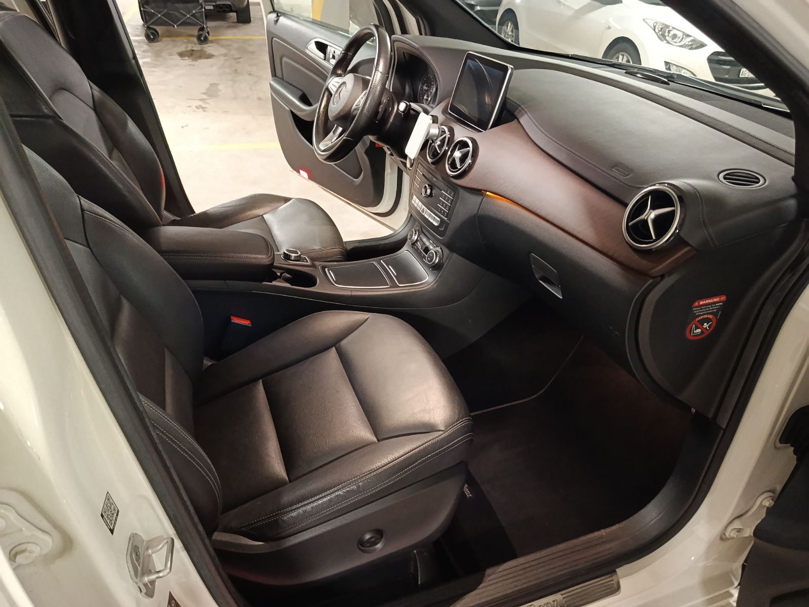MERCEDES-BENZ B 200 CDI Urban 4Matic 7G-DCT-image-17