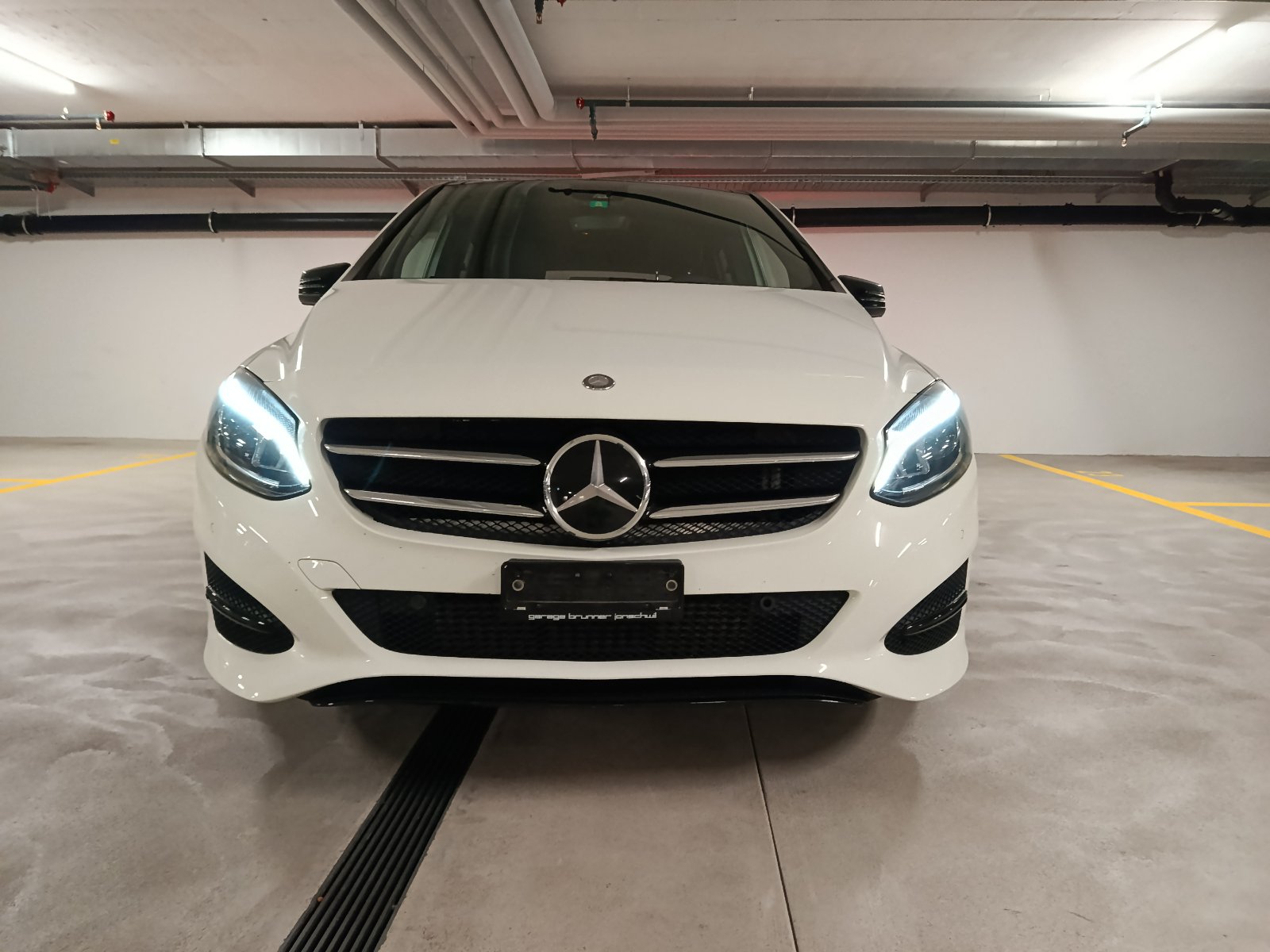 MERCEDES-BENZ B 200 CDI Urban 4Matic 7G-DCT-image-24