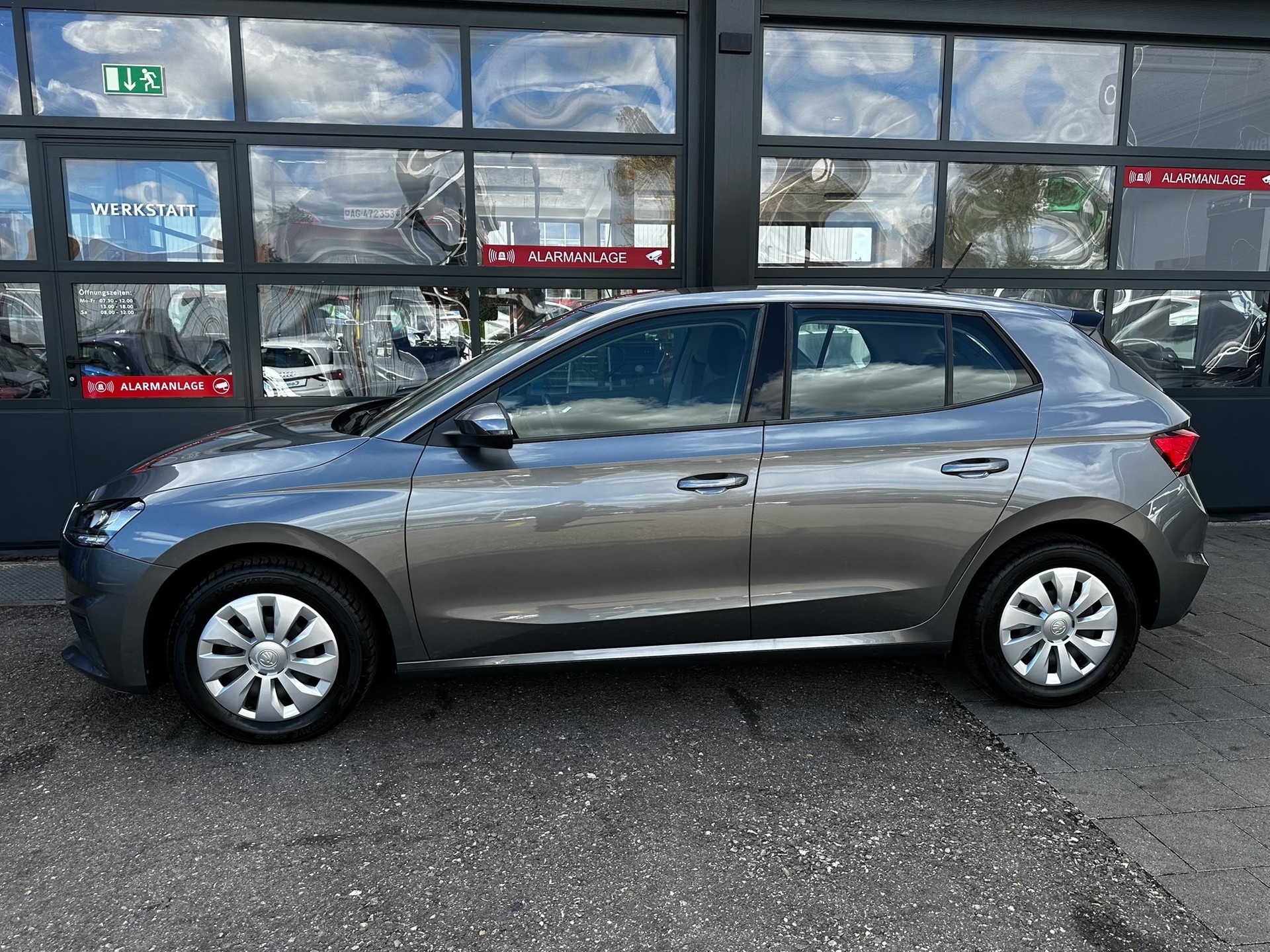 SKODA Fabia 1.0 MPI Active-image-3