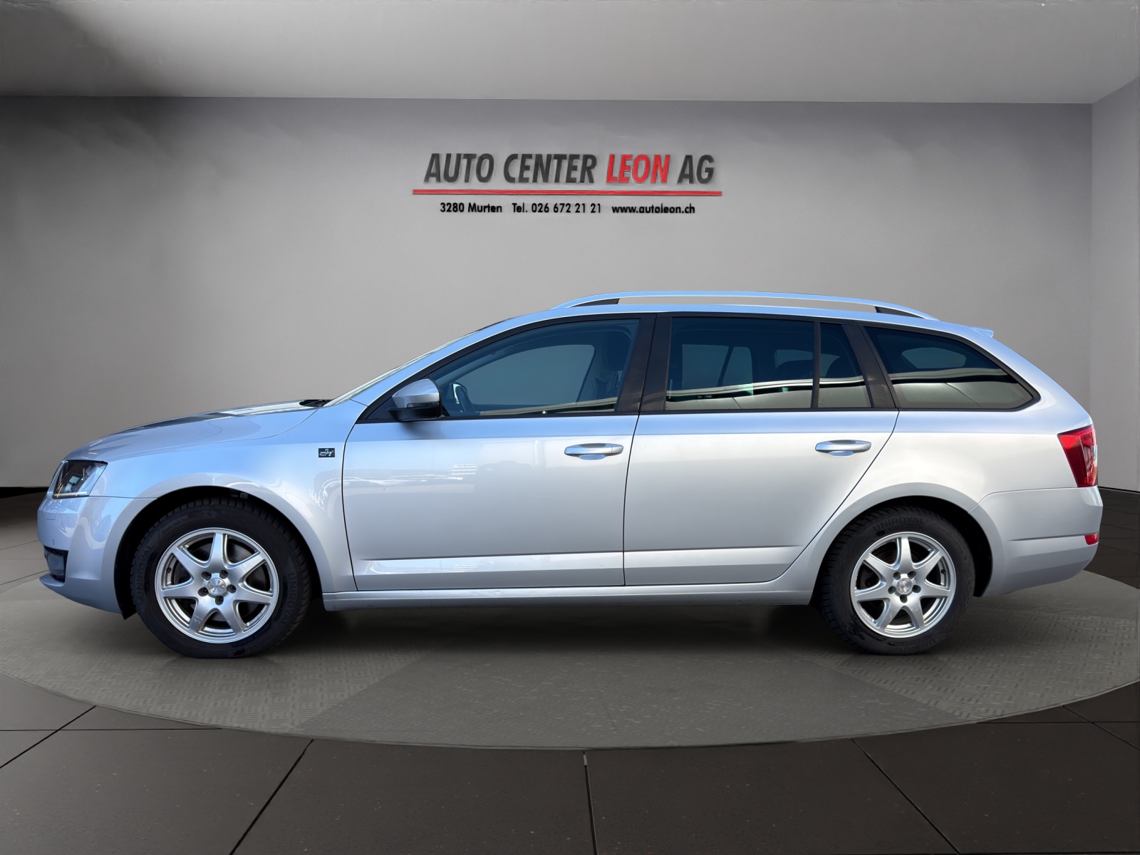 SKODA Octavia Combi 1.8 TSI Swiss Joy 4x4 DSG-showroom-element-2