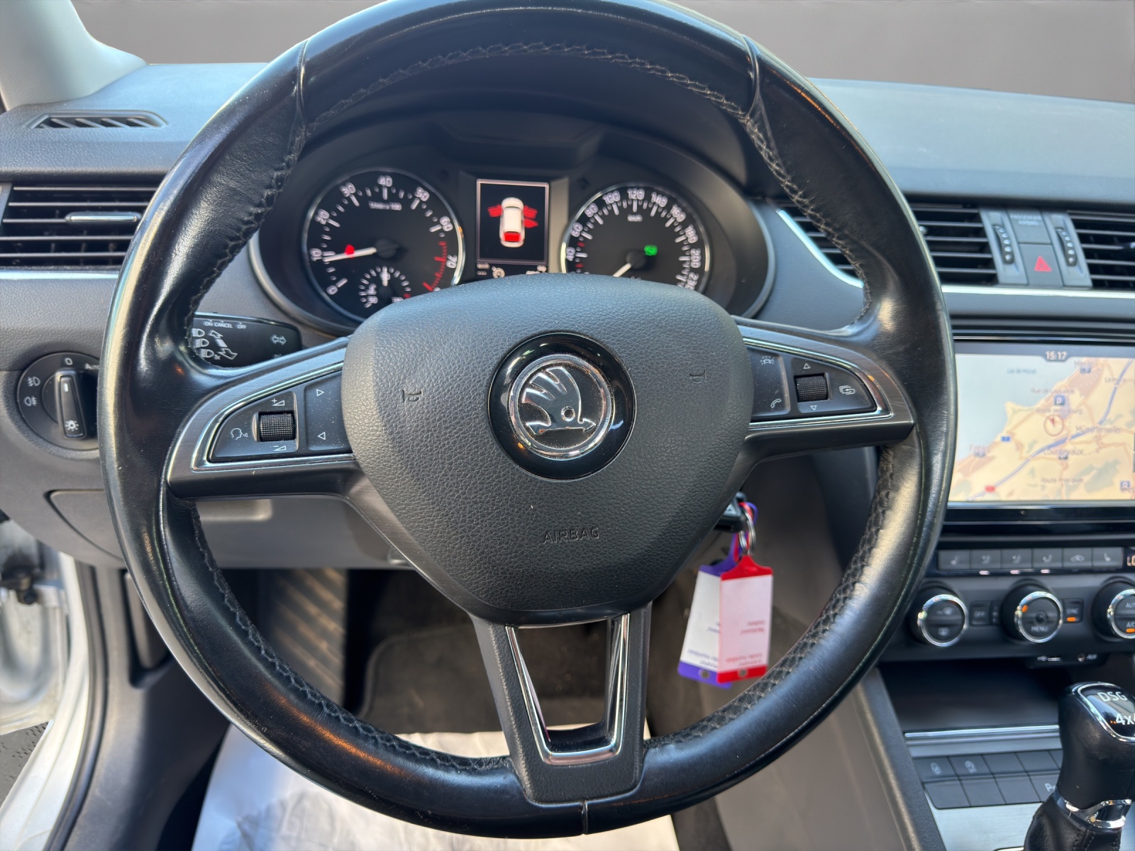 SKODA Octavia Combi 1.8 TSI Swiss Joy 4x4 DSG-image-9