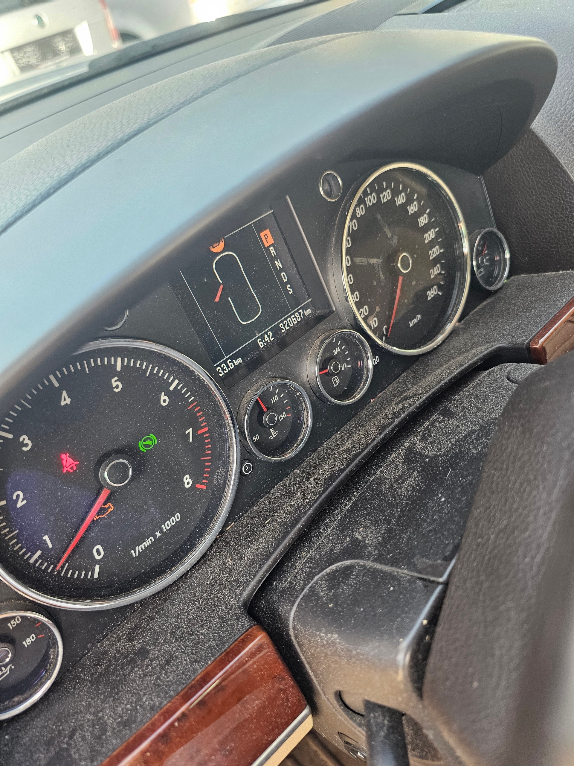 VW Touareg 3.2 V6-image-8