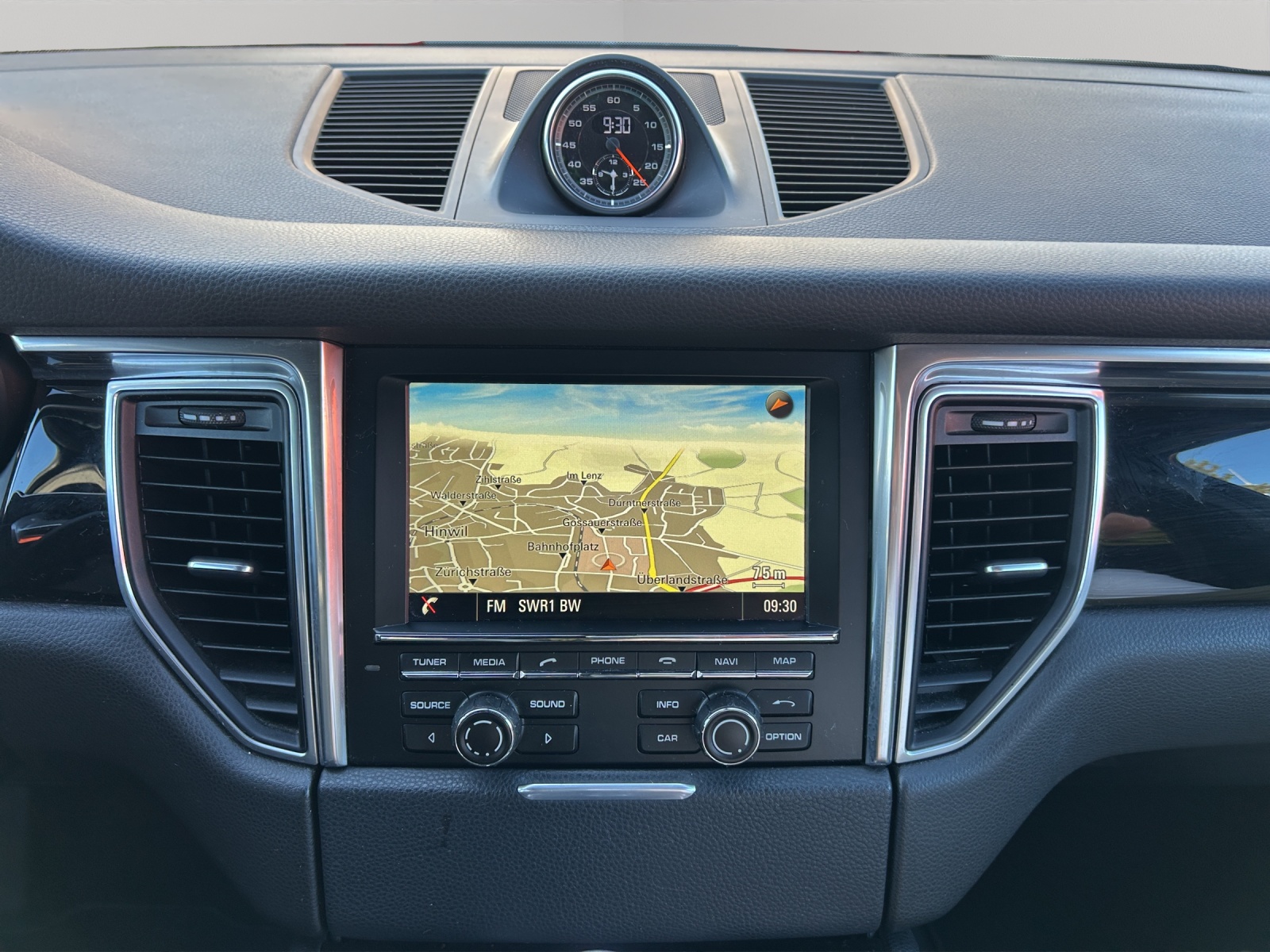 PORSCHE Macan S Diesel PDK-image-13