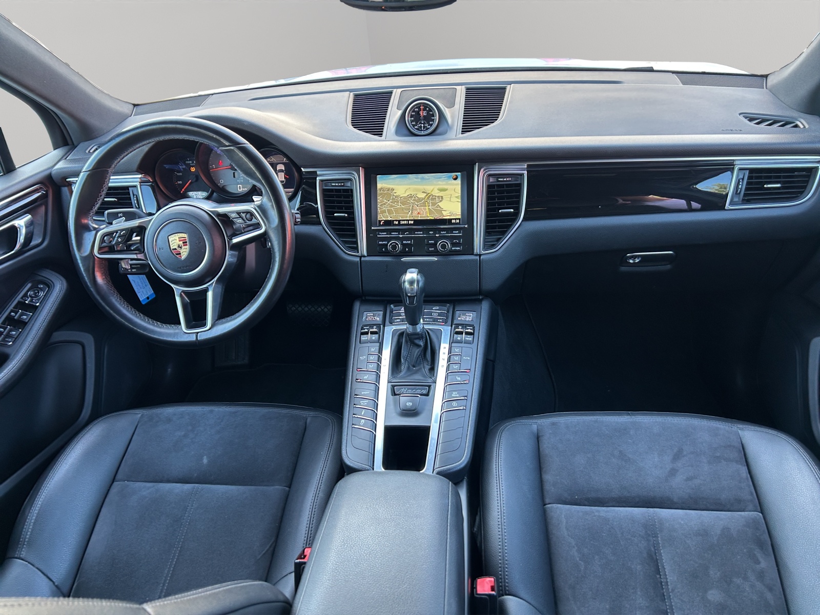 PORSCHE Macan S Diesel PDK-image-9