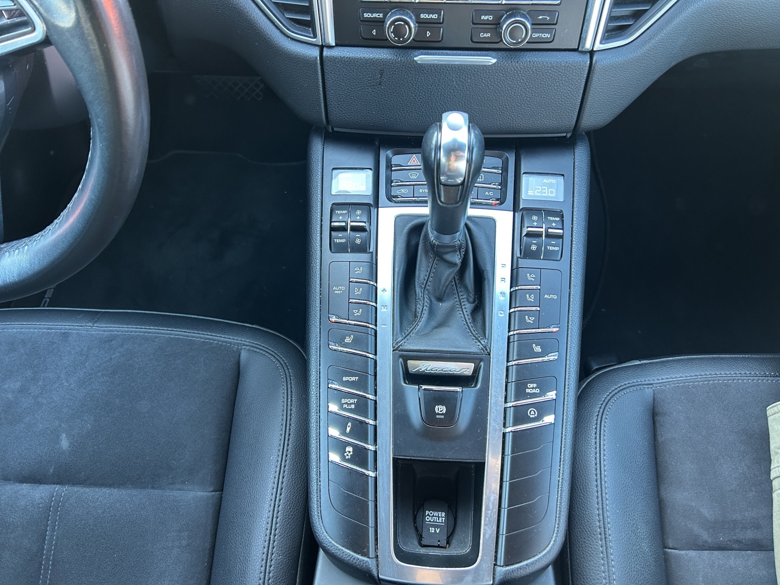 PORSCHE Macan S Diesel PDK-image-11