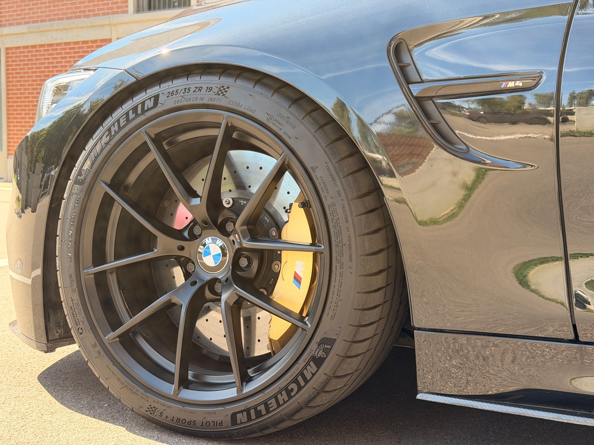 BMW M4 Coupé CS DKG *ohne OPF*-image-21