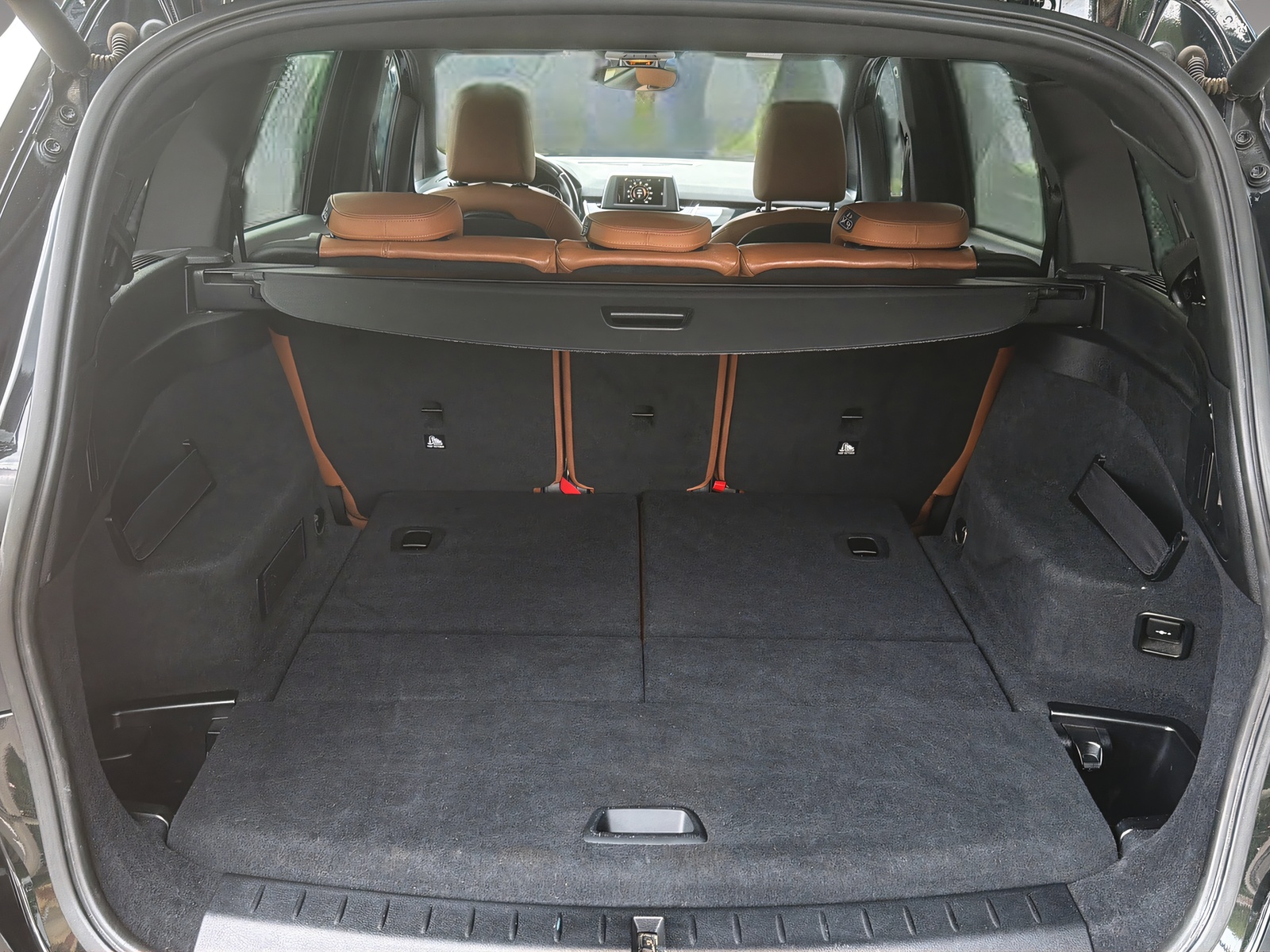 BMW 2er Reihe F46 Gran Tourer 218d-image-16