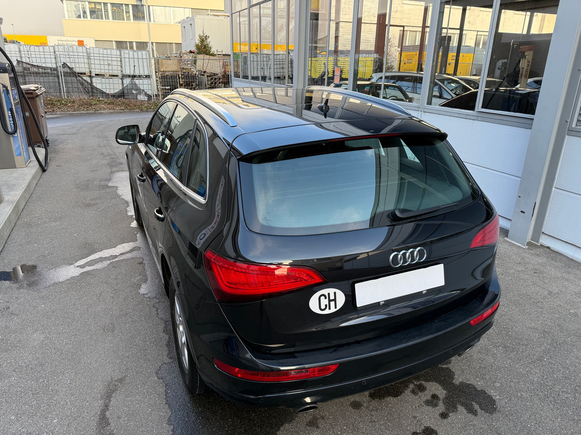 AUDI Q5 3.0 TFSI quattro tiptronic *CH Fahrzeug *Frisch ab MFK *Automat *Tempomat *Panorama *Komfort Schlüssel *8 Fach bereift-image-5