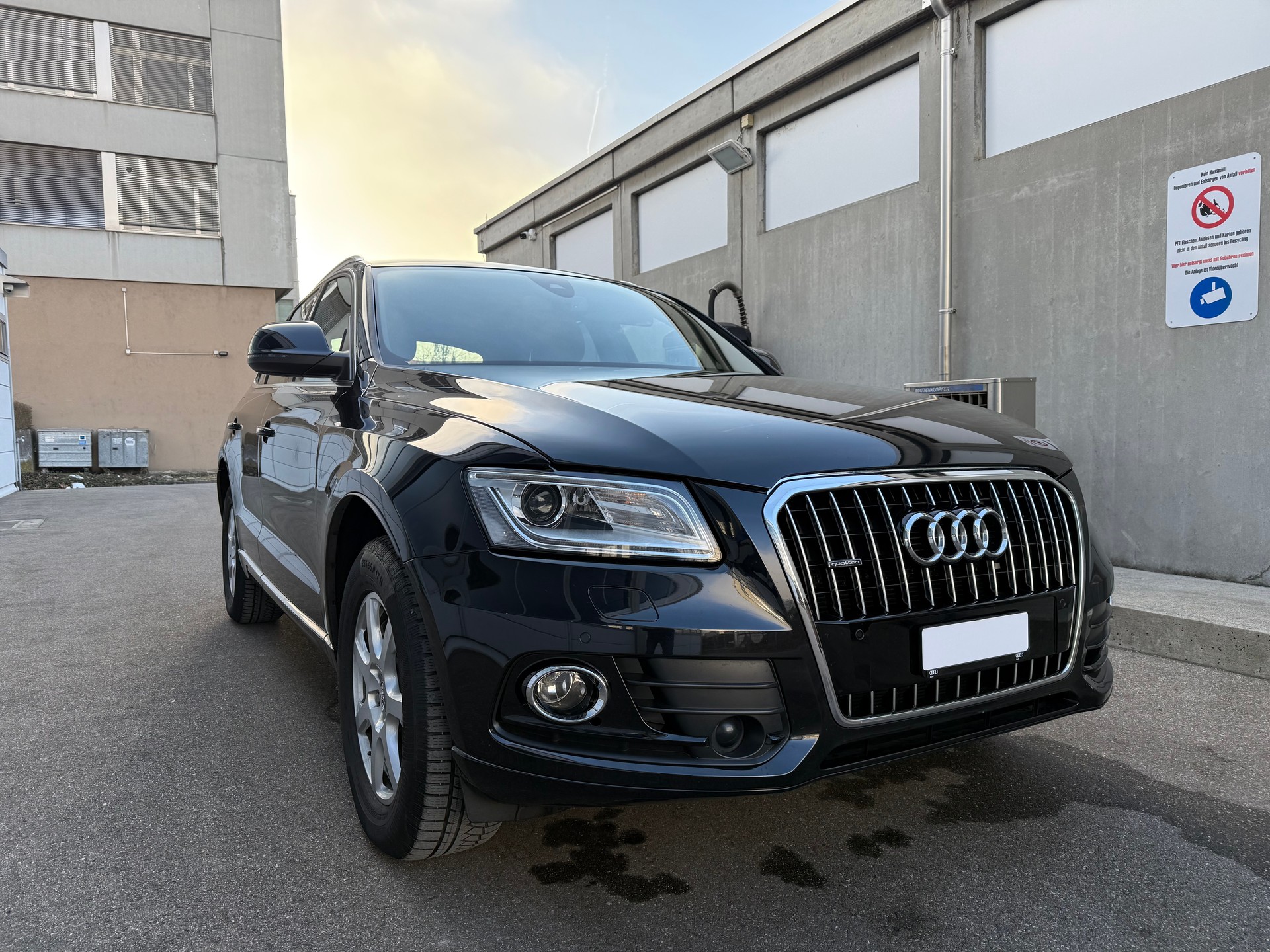 AUDI Q5 3.0 TFSI quattro tiptronic *CH Fahrzeug *Frisch ab MFK *Automat *Tempomat *Panorama *Komfort Schlüssel *8 Fach bereift-image-1