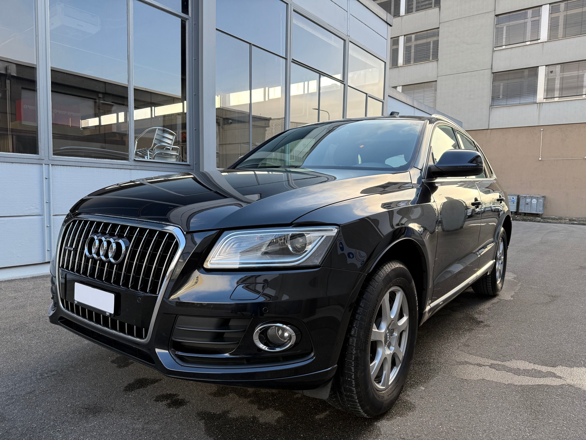 AUDI Q5 3.0 TFSI quattro tiptronic *CH Fahrzeug *Frisch ab MFK *Automat *Tempomat *Panorama *Komfort Schlüssel *8 Fach bereift-image-0