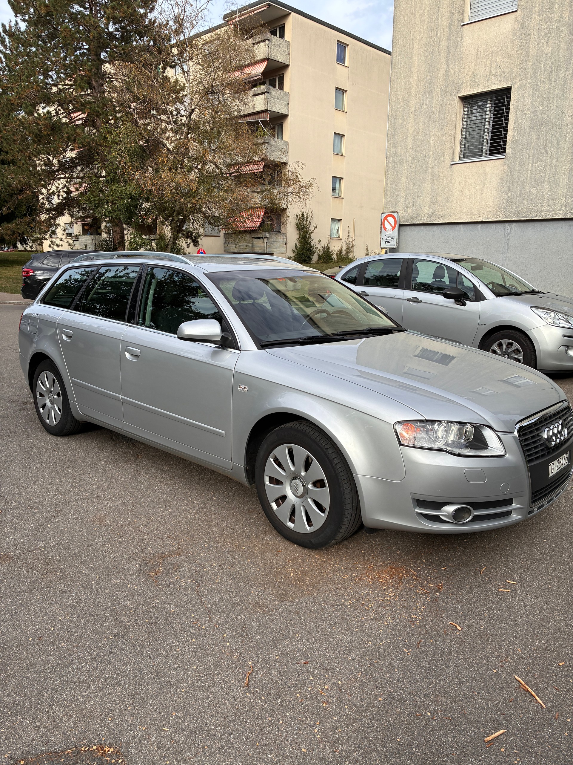 AUDI A4 Avant 1.8 Turbo-image-0
