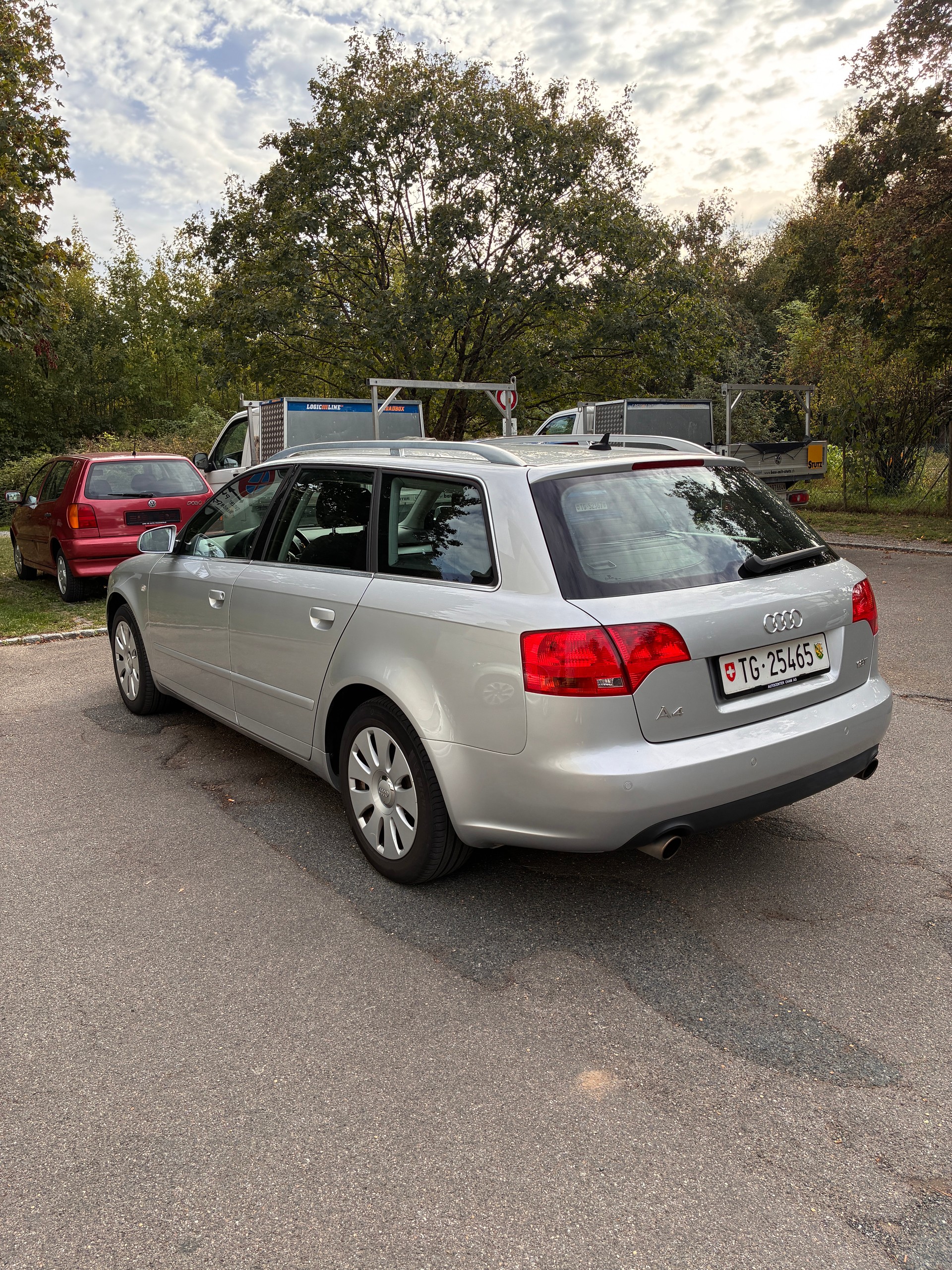 AUDI A4 Avant 1.8 Turbo-image-6
