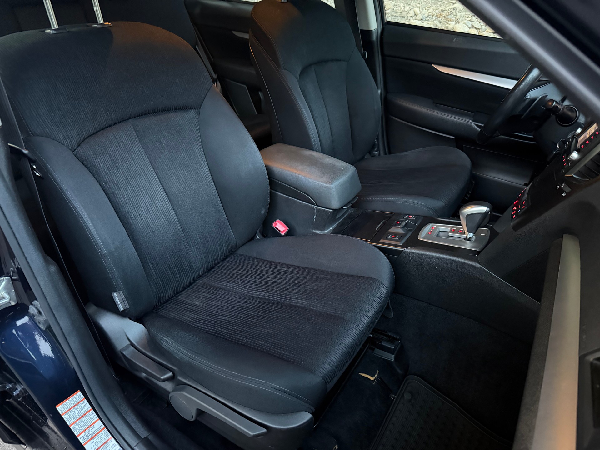 SUBARU Outback 2.5i Limited AWD Lineartronic-image-9