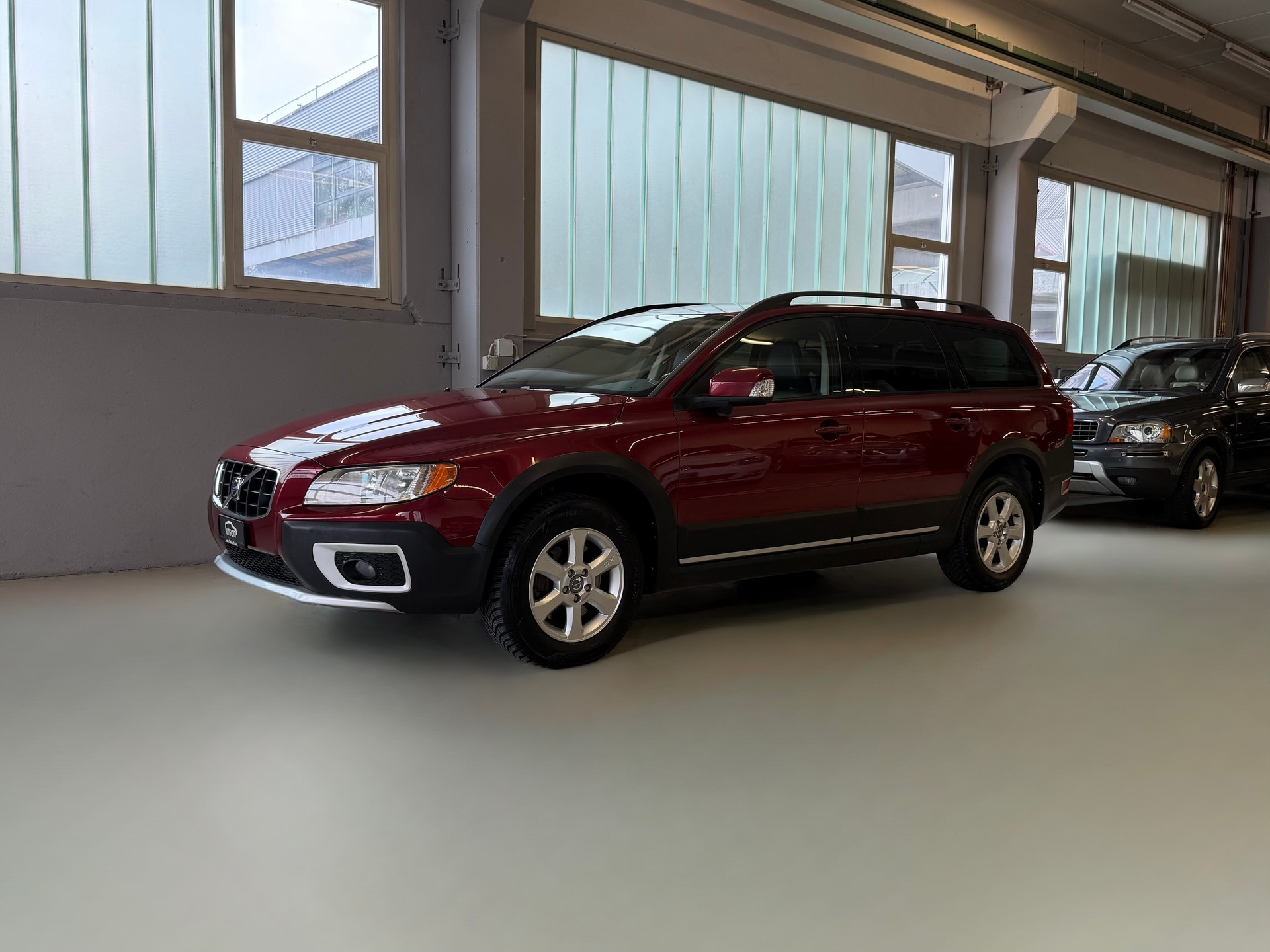 VOLVO XC70 D5 AWD Momentum Geartronic-image-0