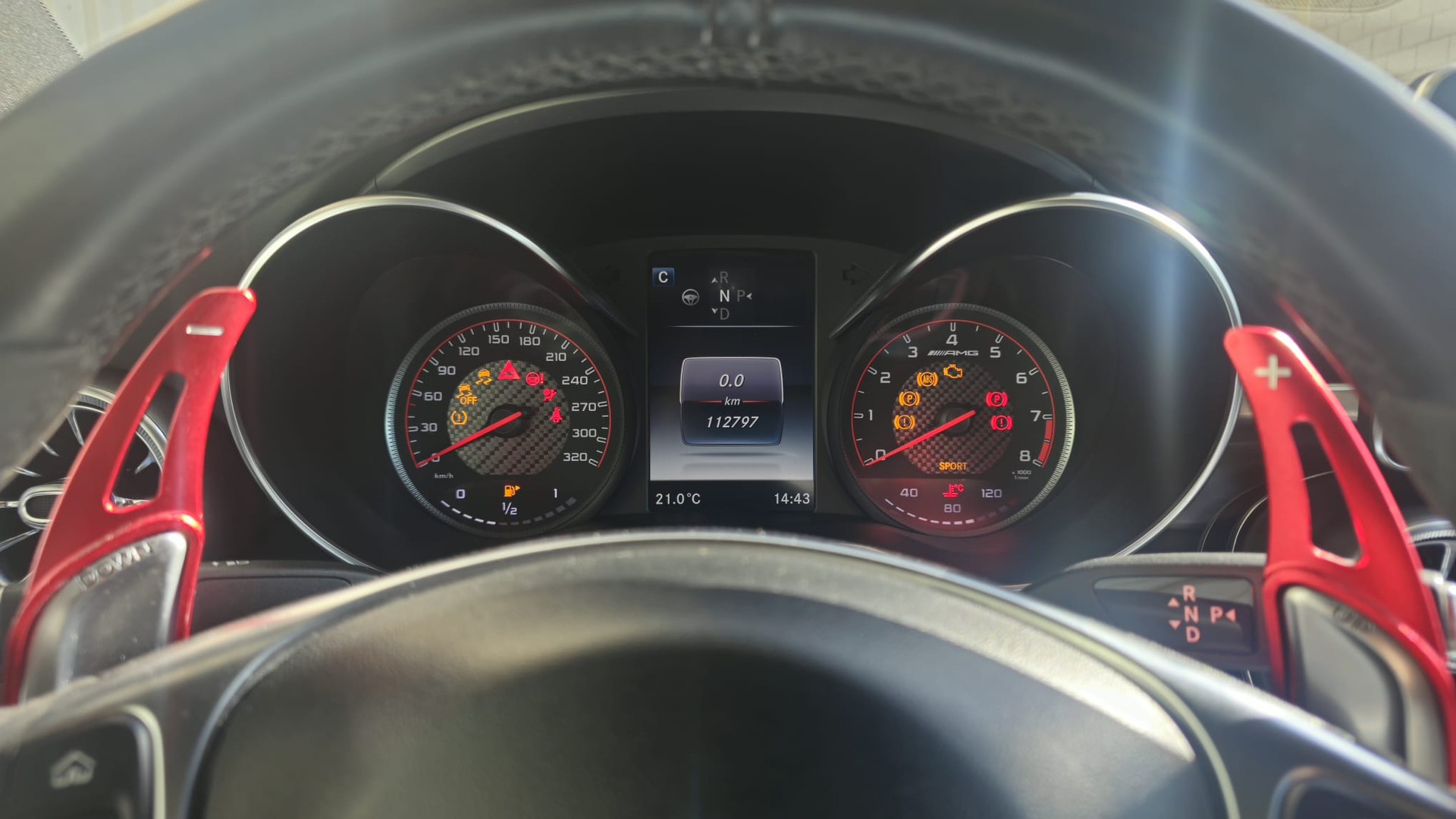 MERCEDES-BENZ C 63 S AMG Edition 1 Speedshift-showroom-element-3