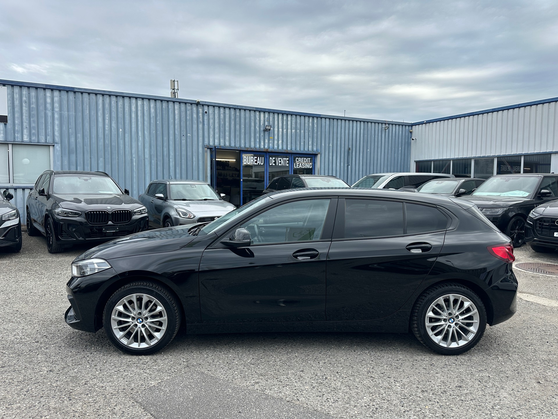 BMW 118i Steptronic (CH AUTO)-image-3