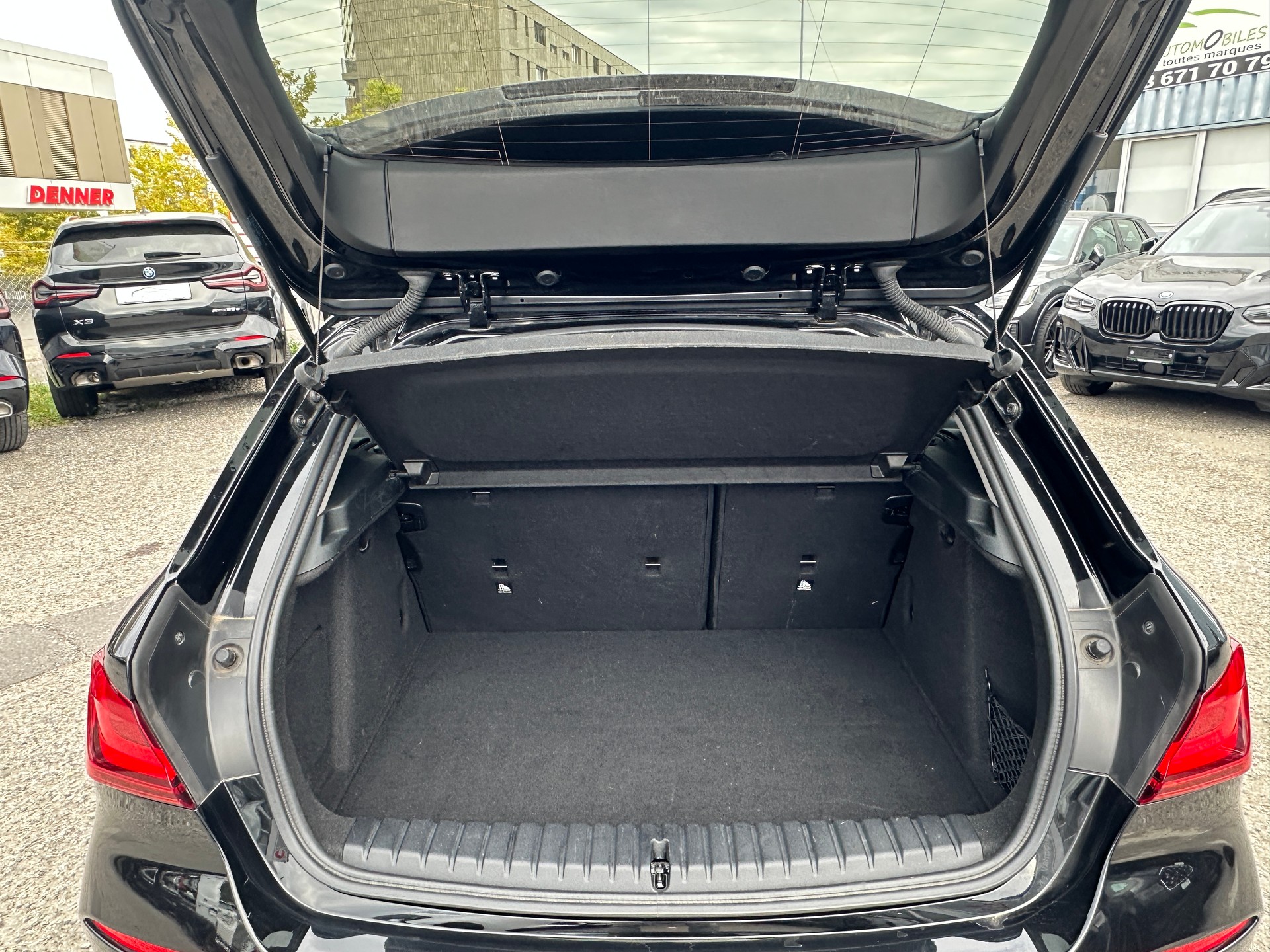 BMW 118i Steptronic (CH AUTO)-image-8