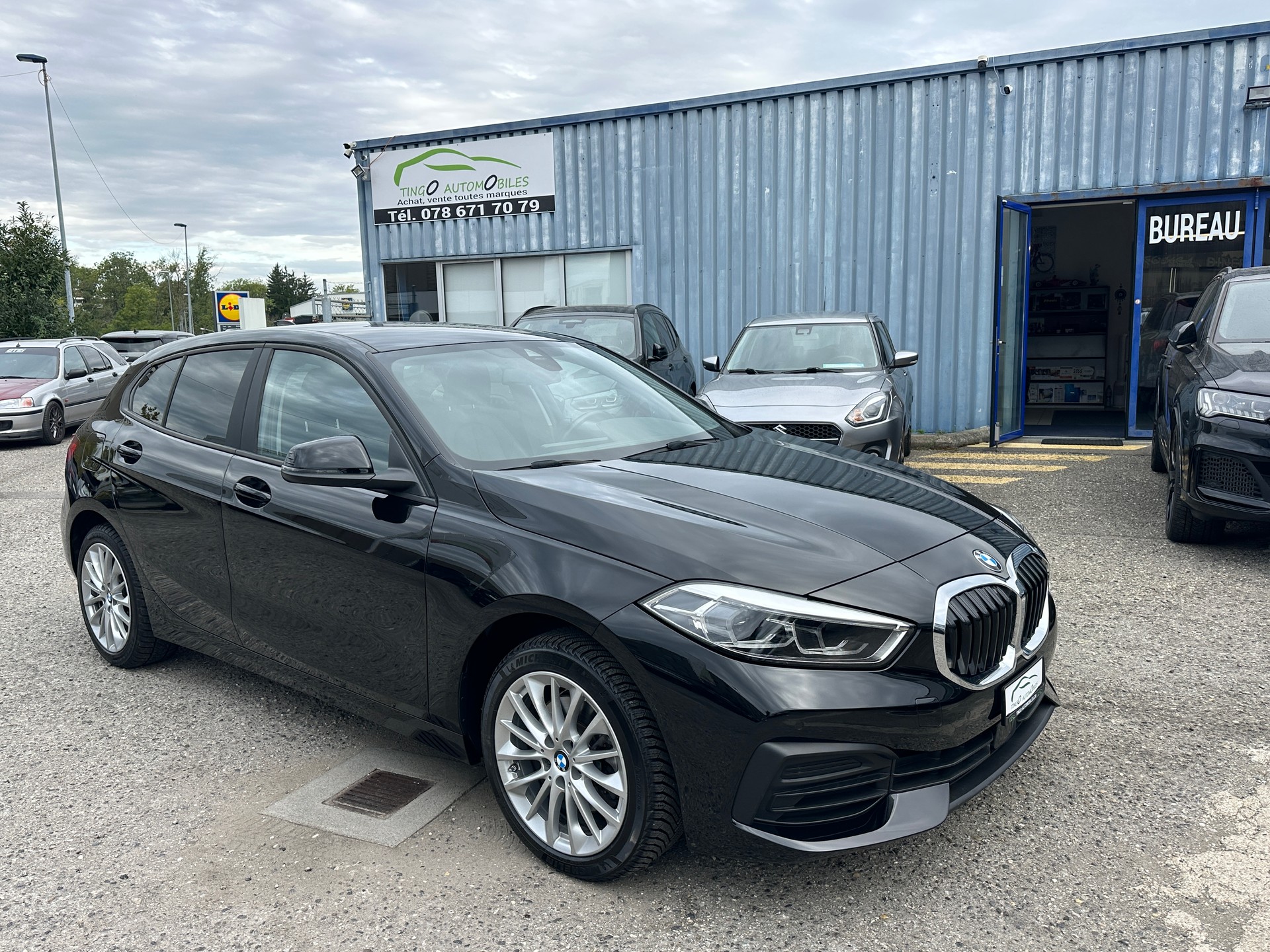 BMW 118i Steptronic (CH AUTO)-image-0