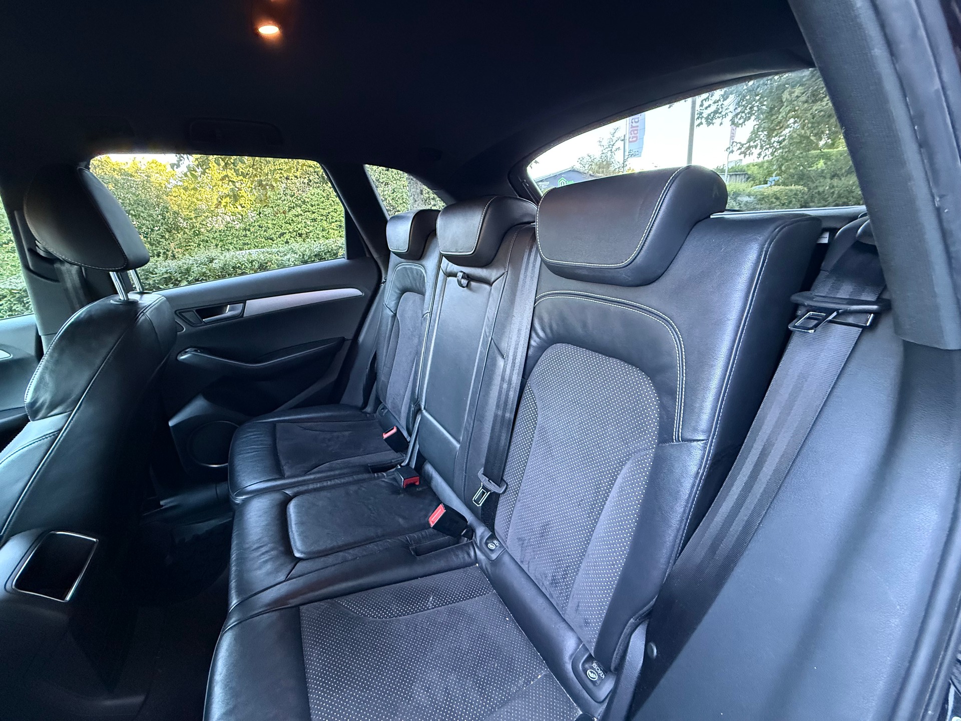 AUDI Q5 2.0 TFSI quattro S-Line-image-8