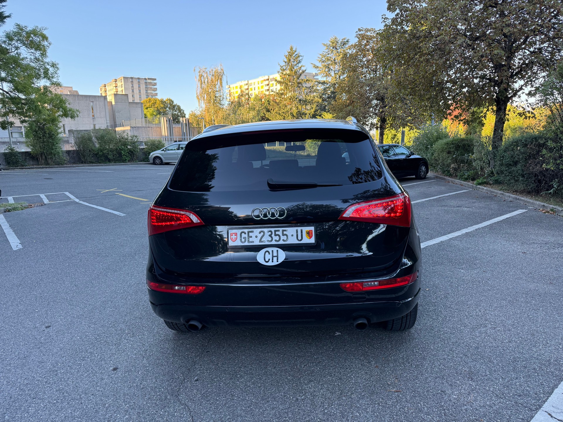 AUDI Q5 2.0 TFSI quattro S-Line-image-4