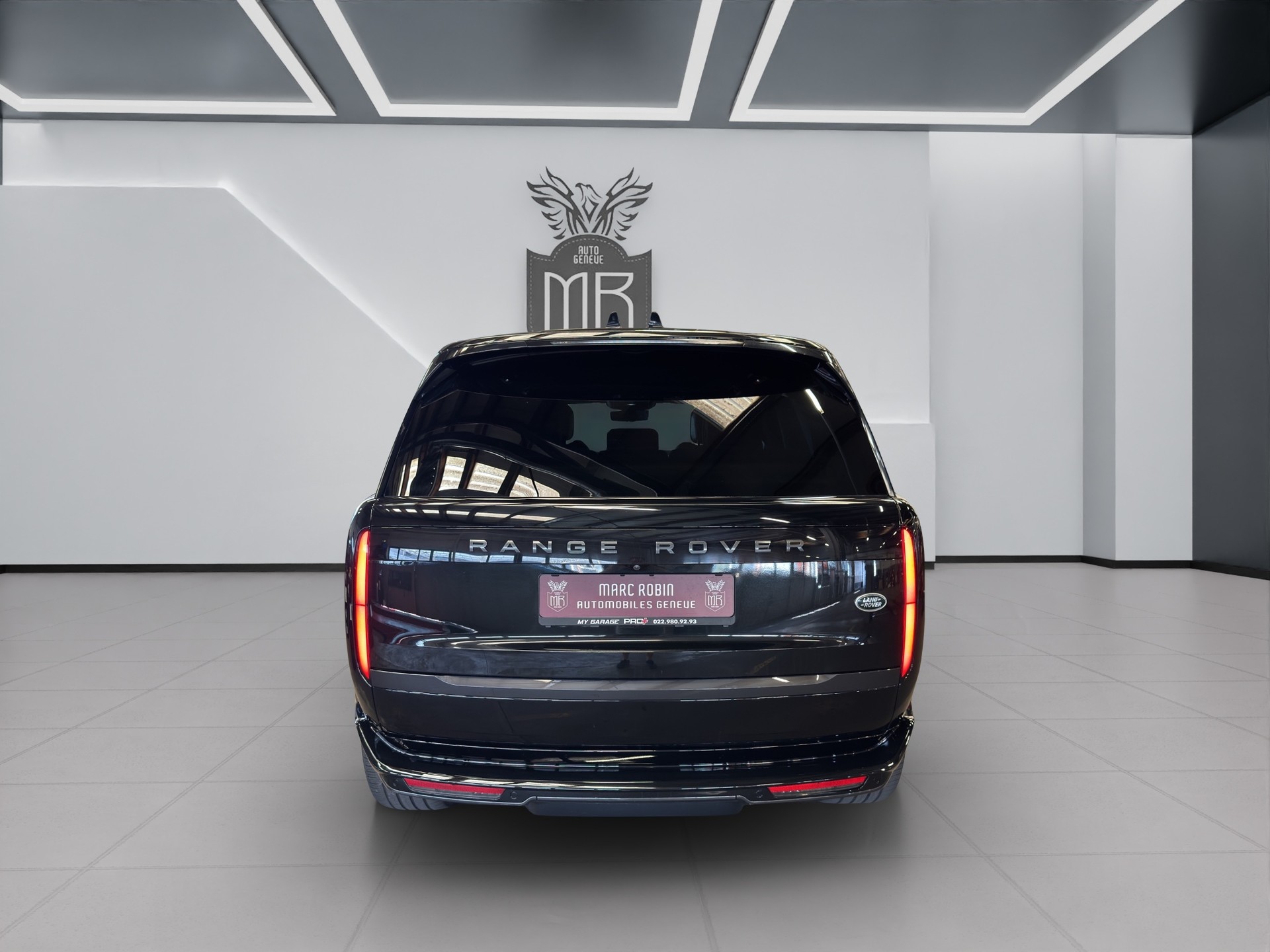 LAND ROVER Range Rover D300 3.0D I6 MHEV HSE Automatic-image-4
