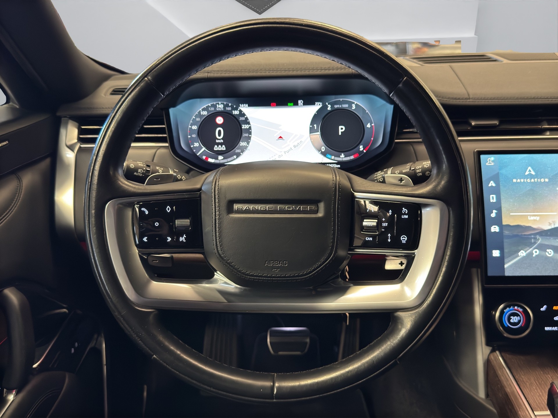 LAND ROVER Range Rover D300 3.0D I6 MHEV HSE Automatic-image-9