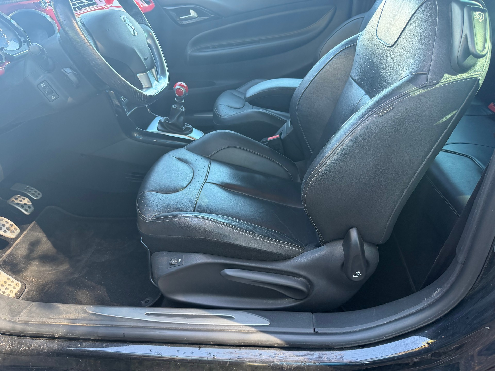 DS AUTOMOBILES DS3 1.6 THP Sport Chic-image-8