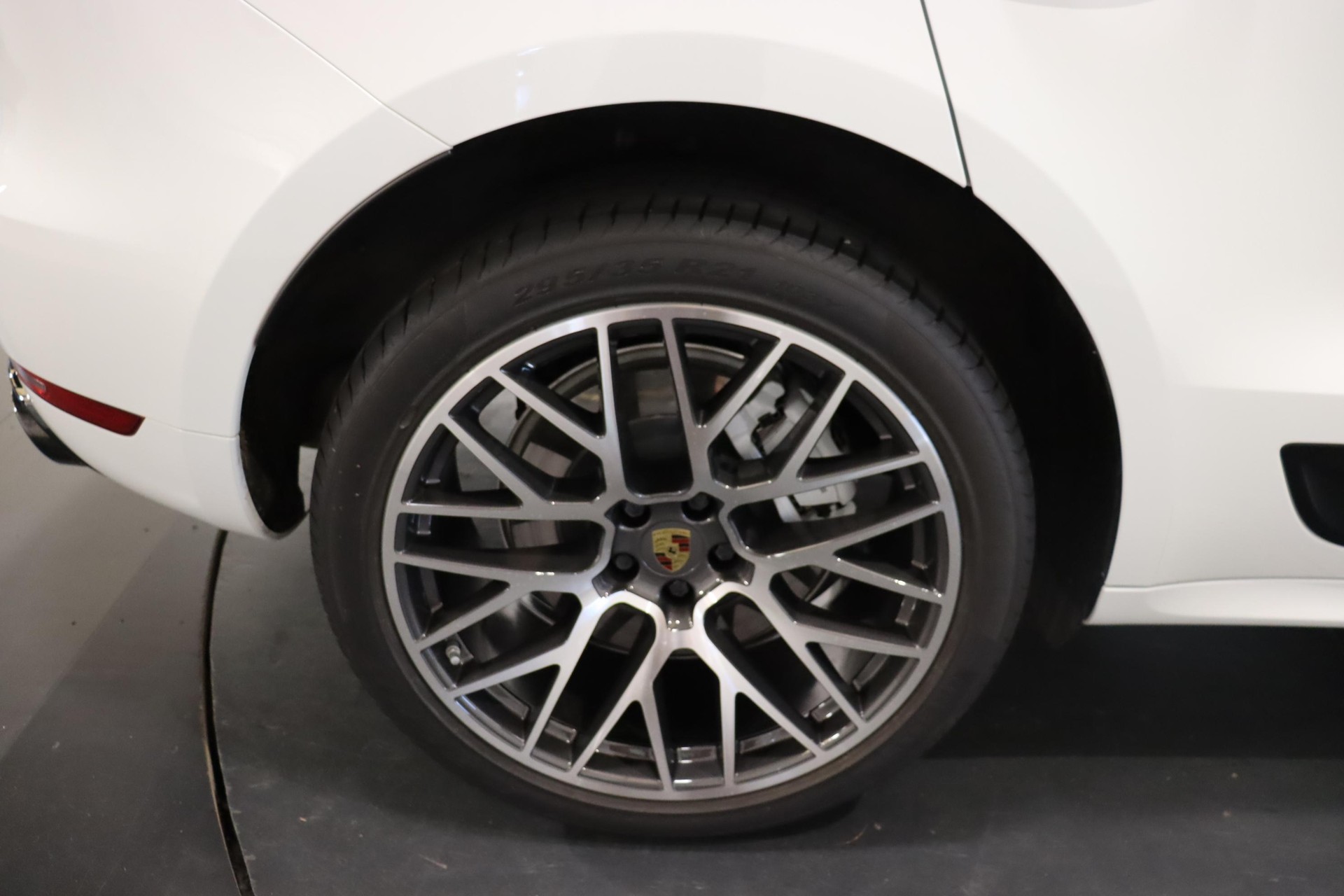 PORSCHE Macan 2.9 V6 Turbo-image-9