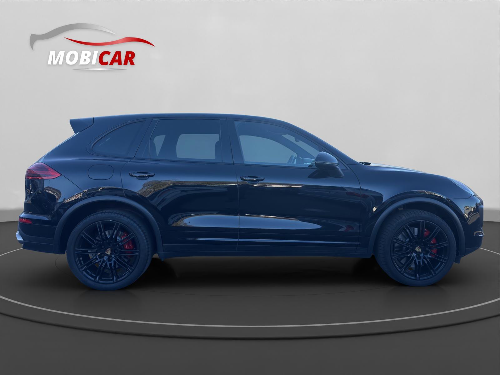 PORSCHE Cayenne Turbo-image-5