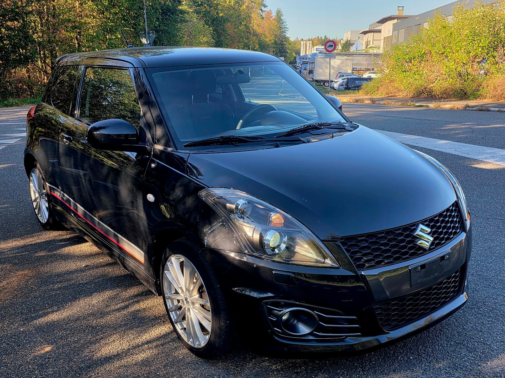 SUZUKI Swift 1.6i 16V Sport-image-5