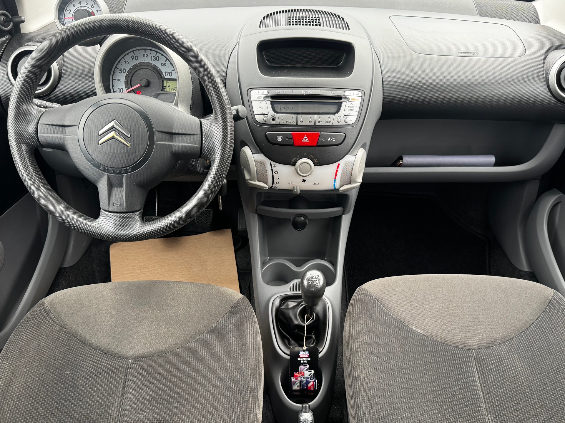CITROEN C1 1.0i X-image-9
