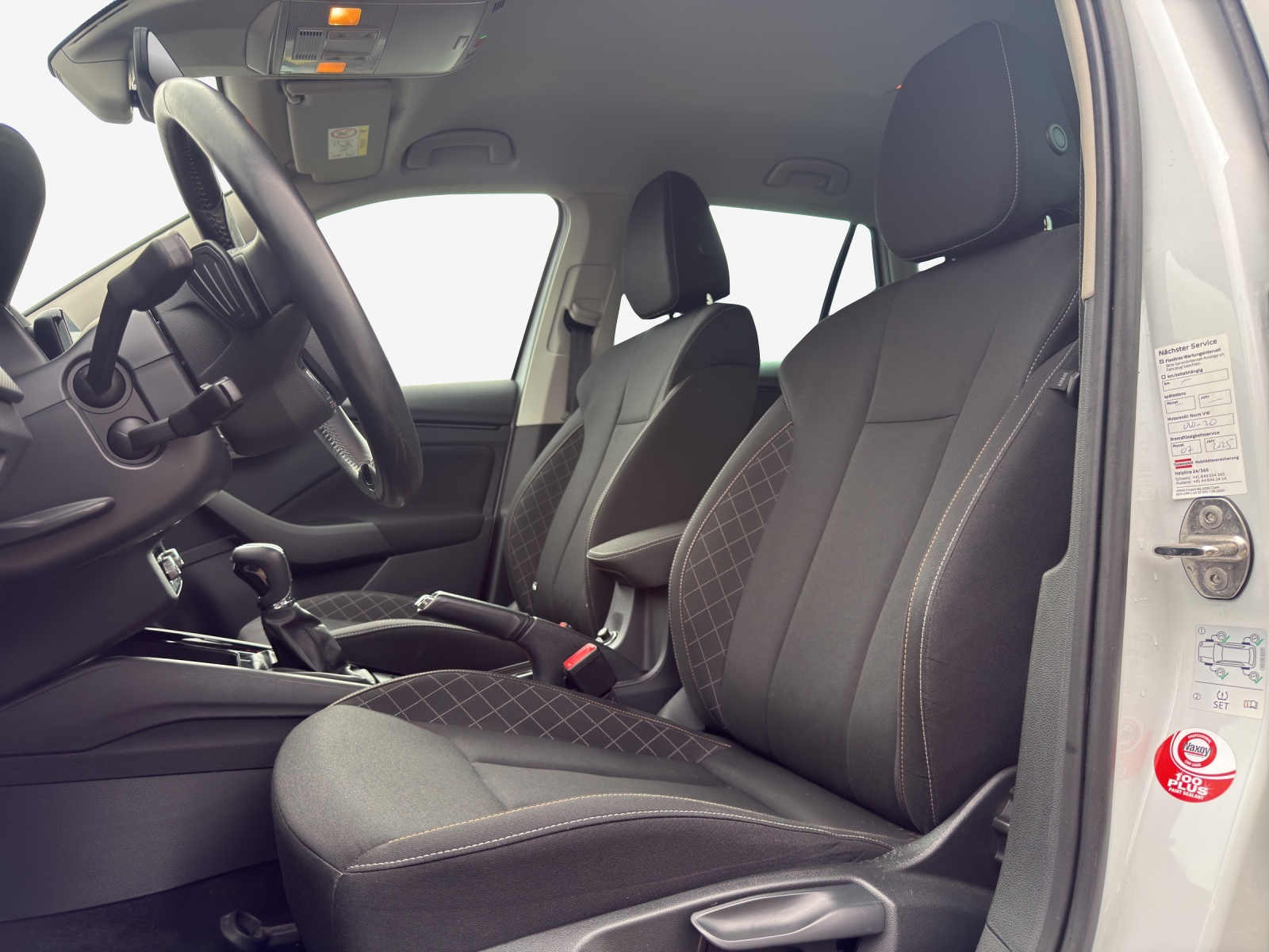 SKODA Kamiq 1.0 TSI Ambition DSG-image-14