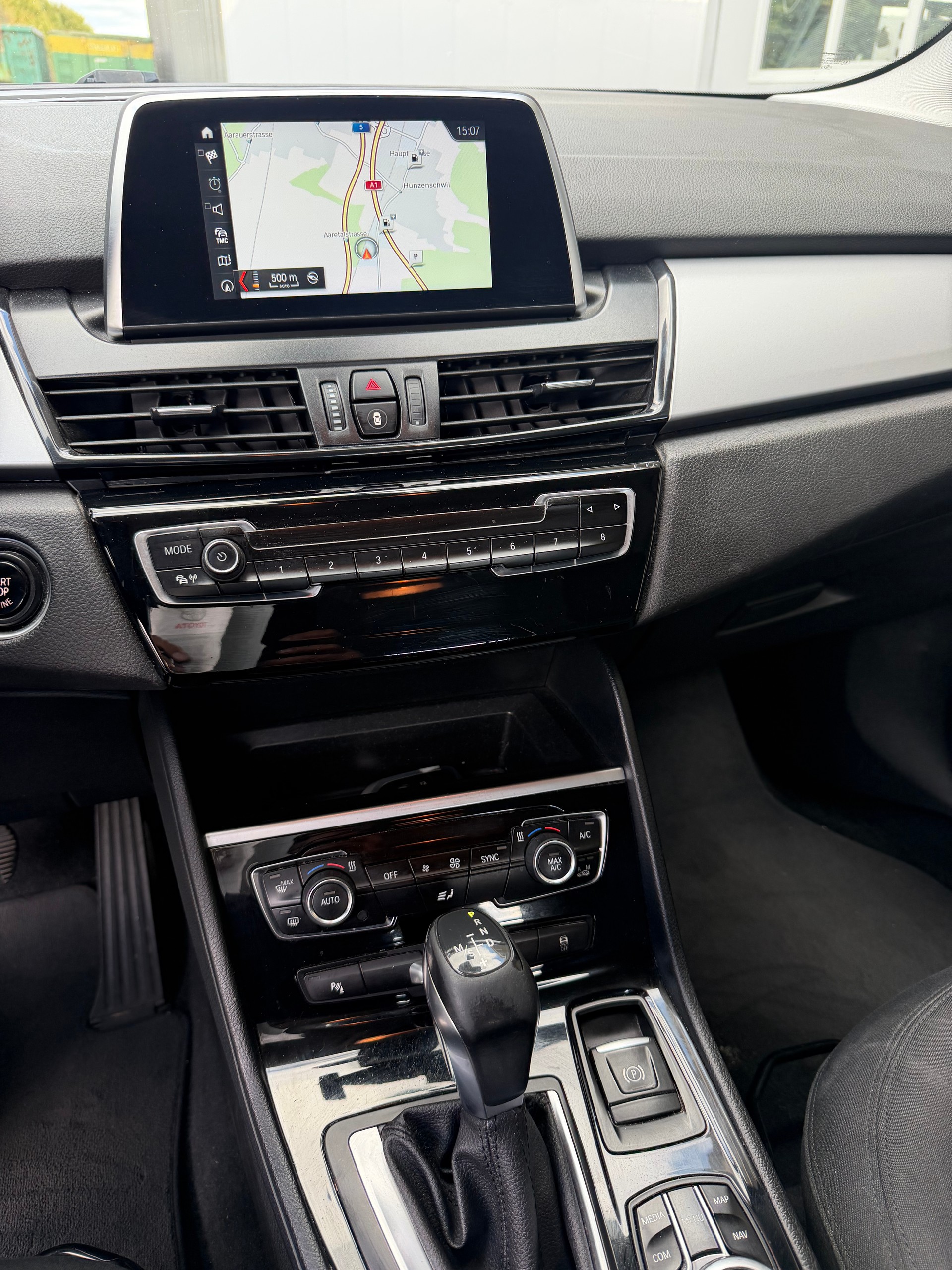BMW 216d Active Tourer Steptronic-image-12