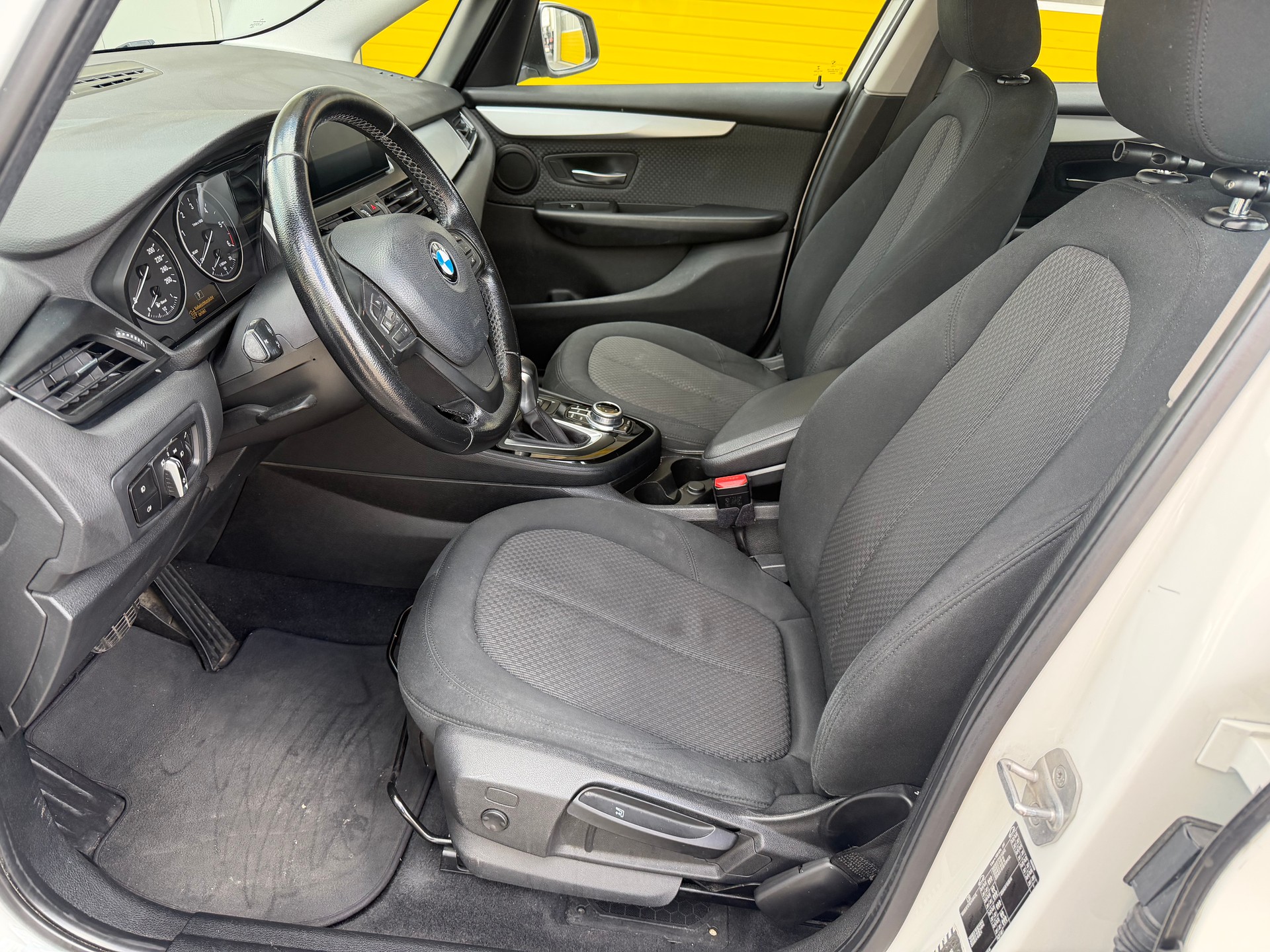 BMW 216d Active Tourer Steptronic-image-9