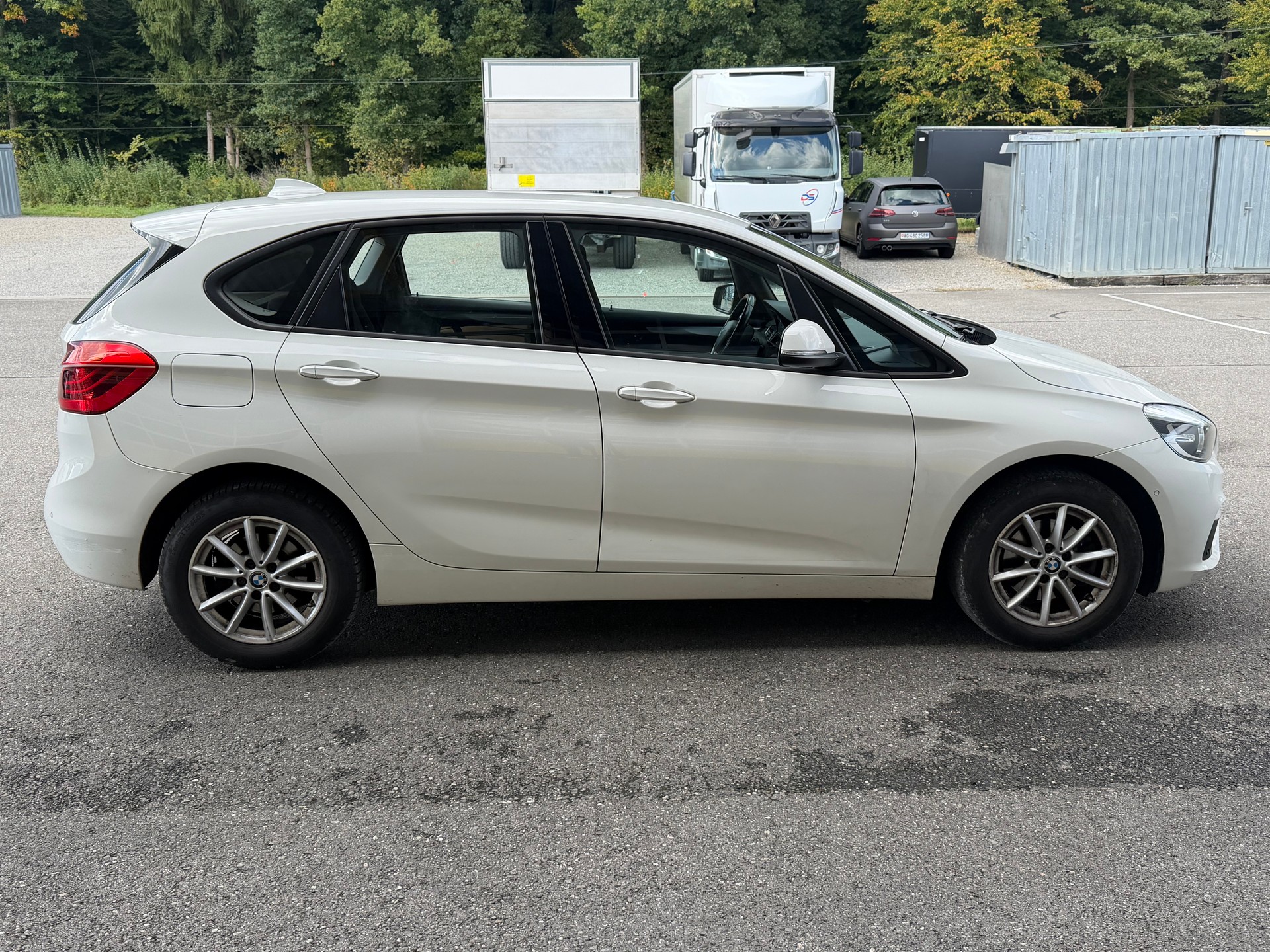 BMW 216d Active Tourer Steptronic-image-7