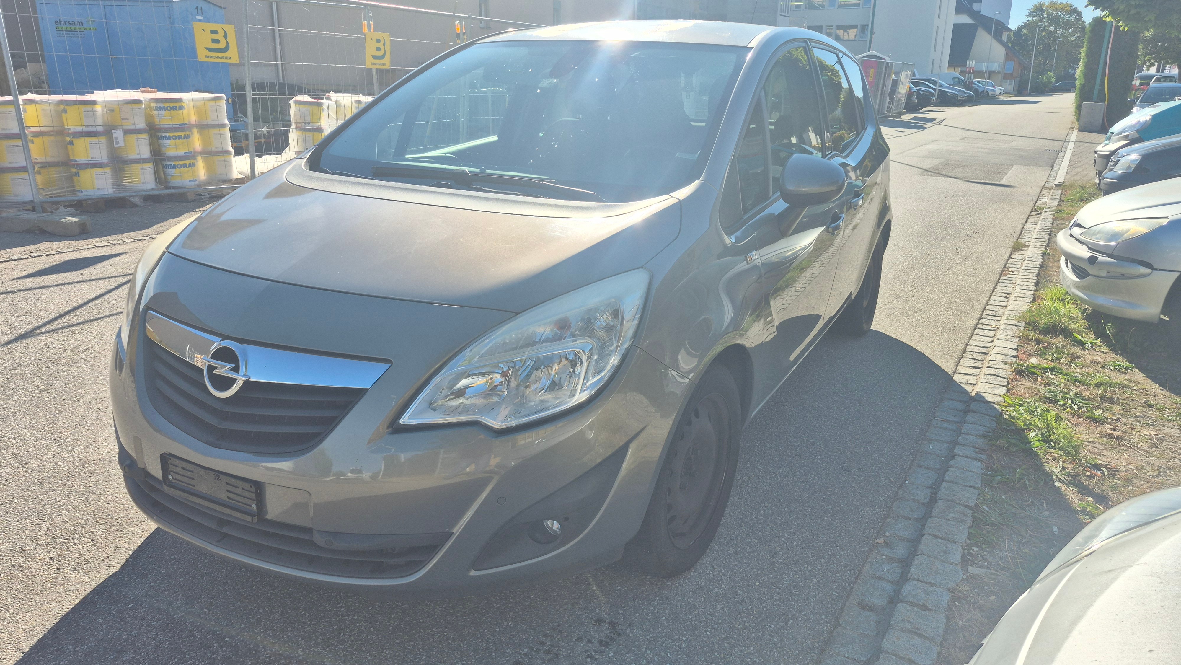 Car photo