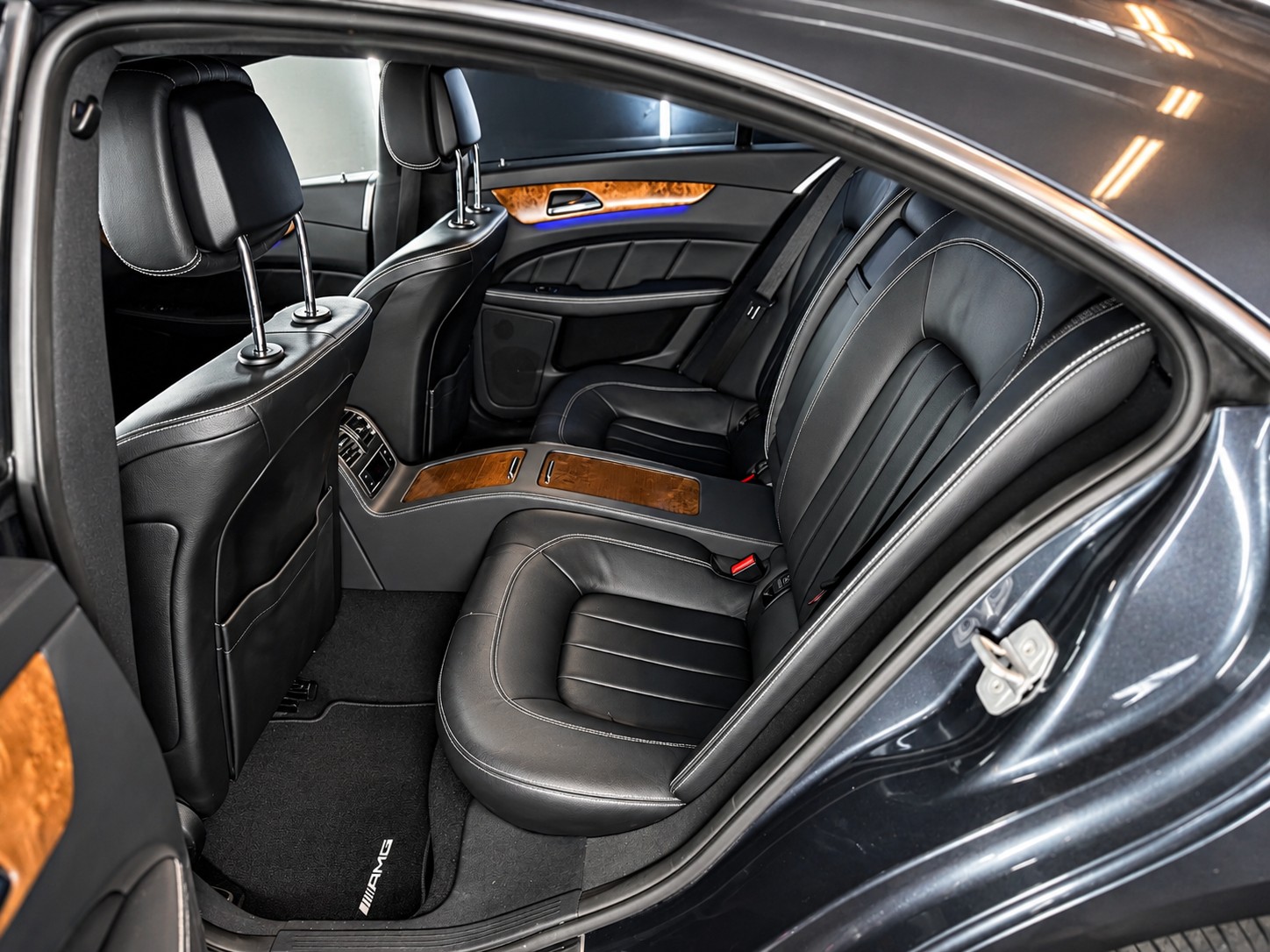 MERCEDES-BENZ CLS 350 CDI 4Matic 7G-Tronic-image-7