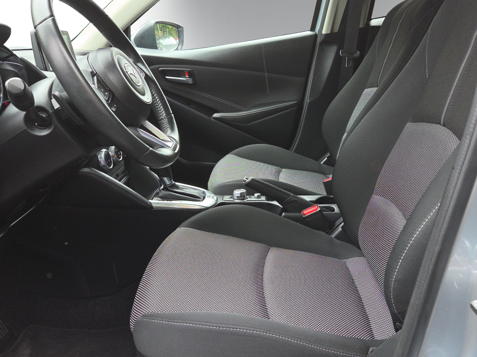 Image MAZDA 2 2 G 90 Revolution